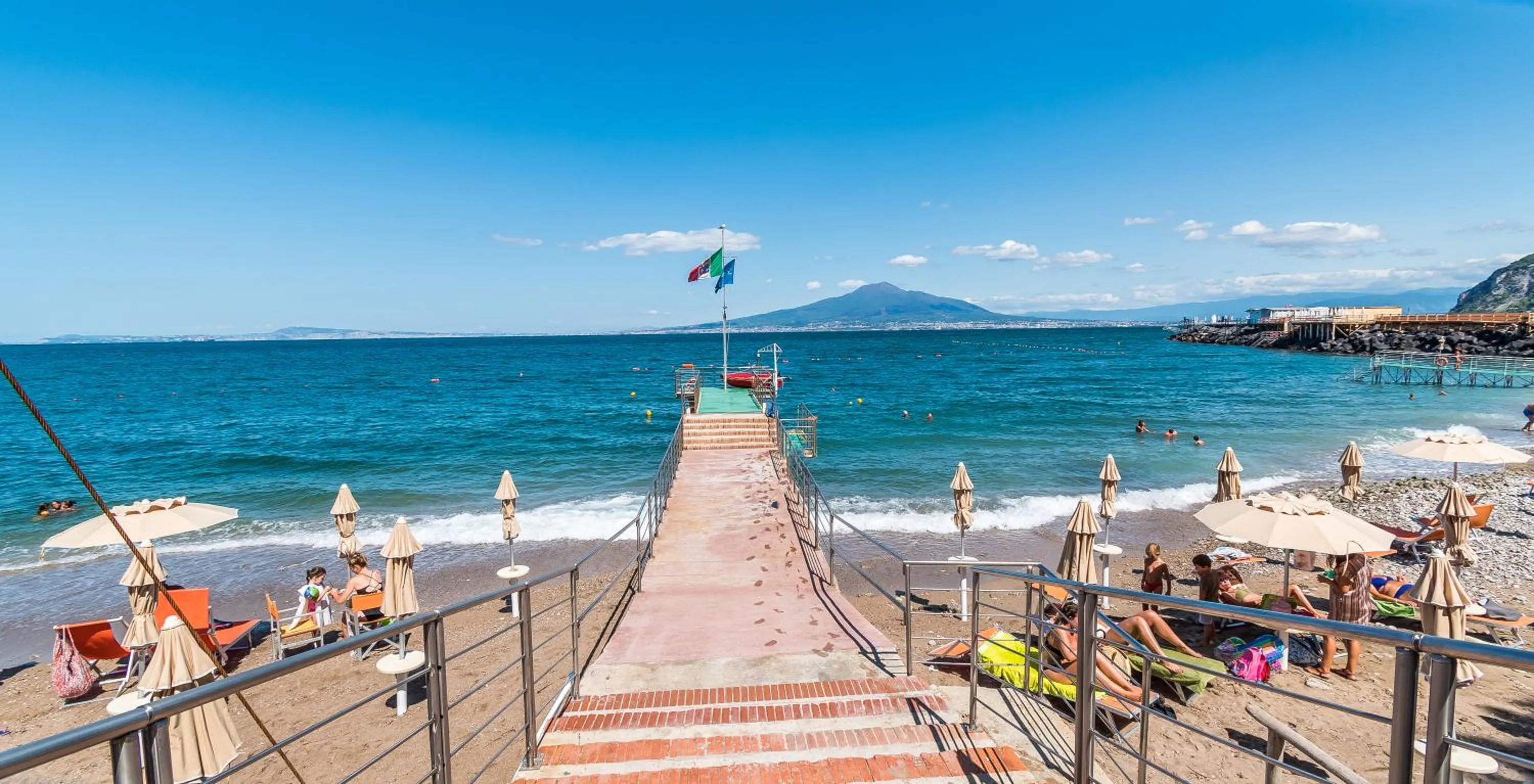 Beach in Hotel Le Axidie