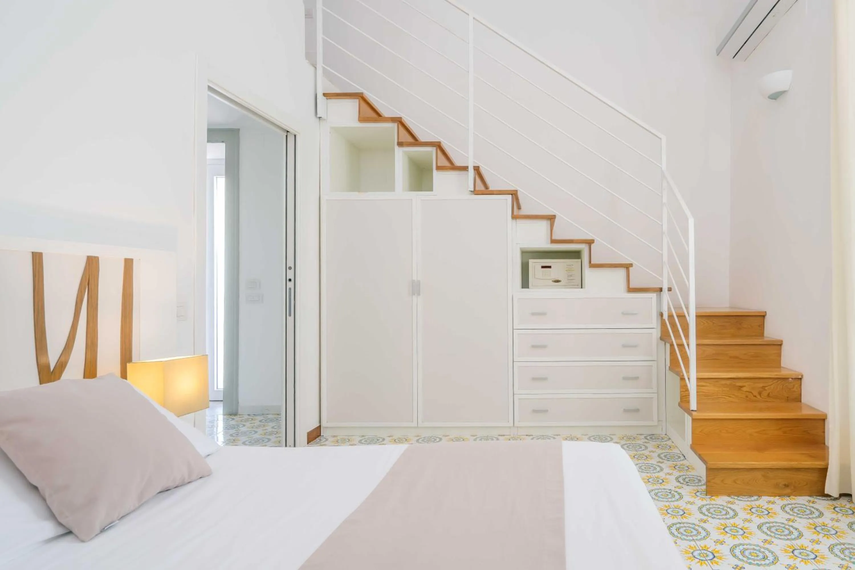 Photo of the whole room, Bed in Hotel Le Axidie