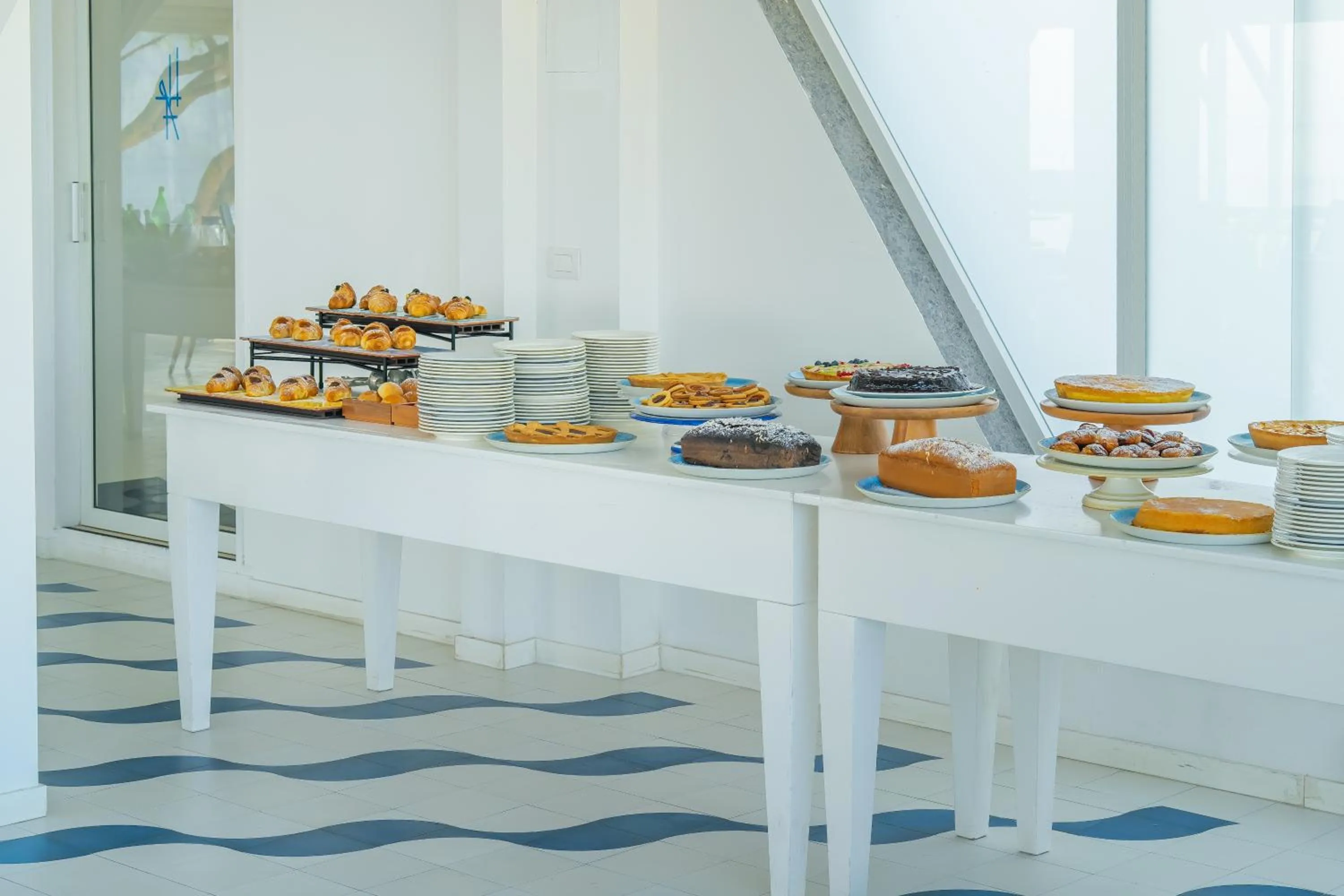 Breakfast in Hotel Le Axidie