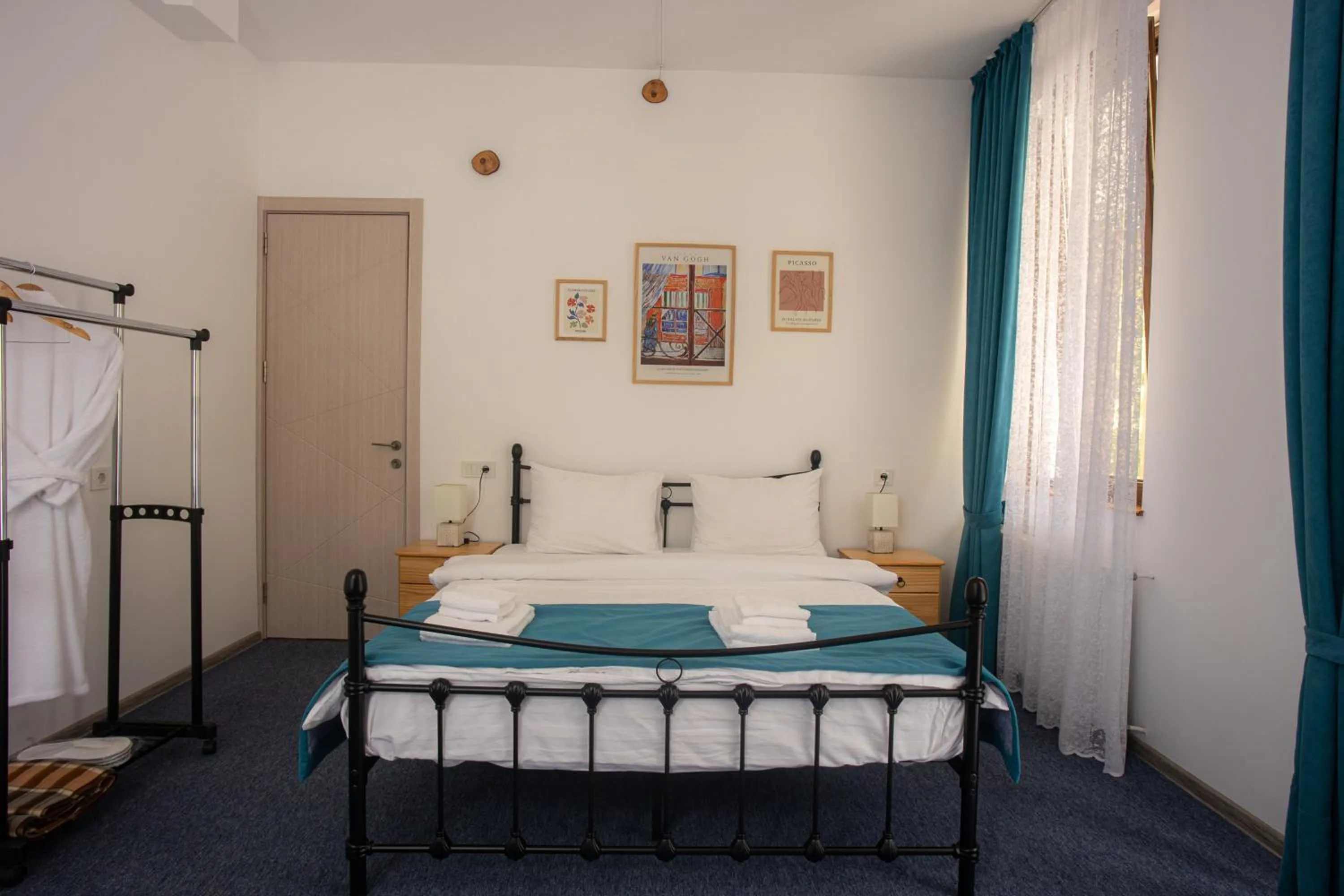 Bed in Mood Hotel Kazbegi