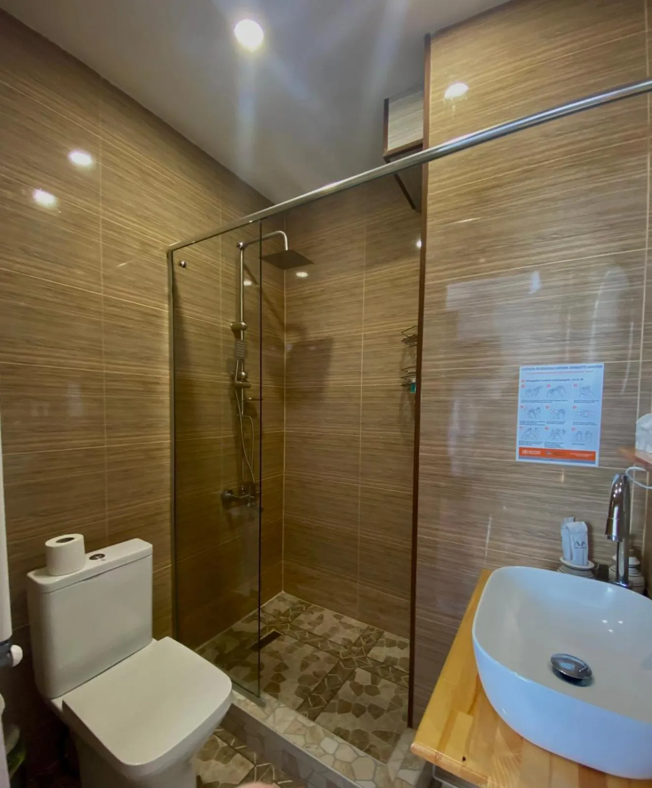 Shower in Mood Hotel Kazbegi
