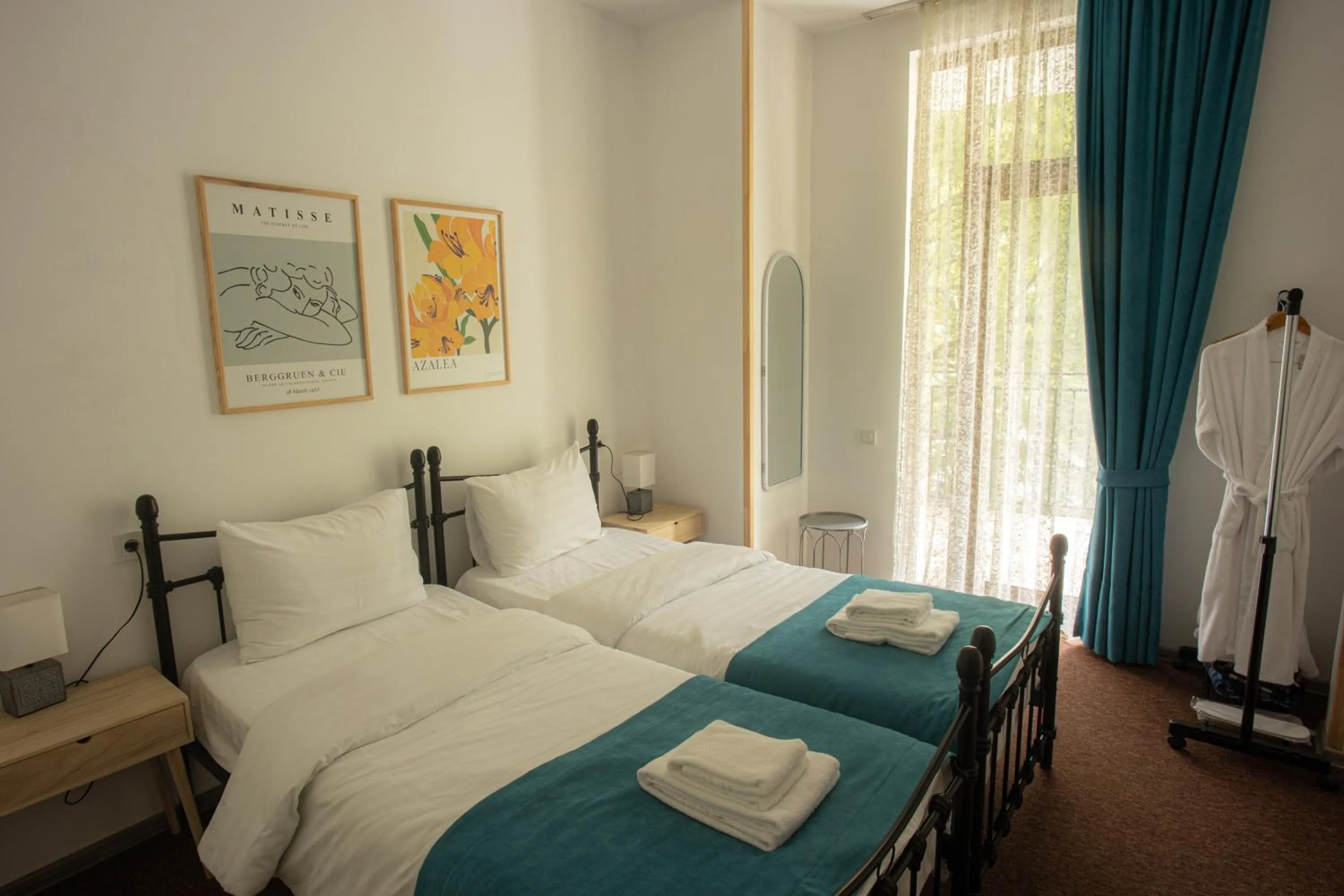 Bed in Mood Hotel Kazbegi