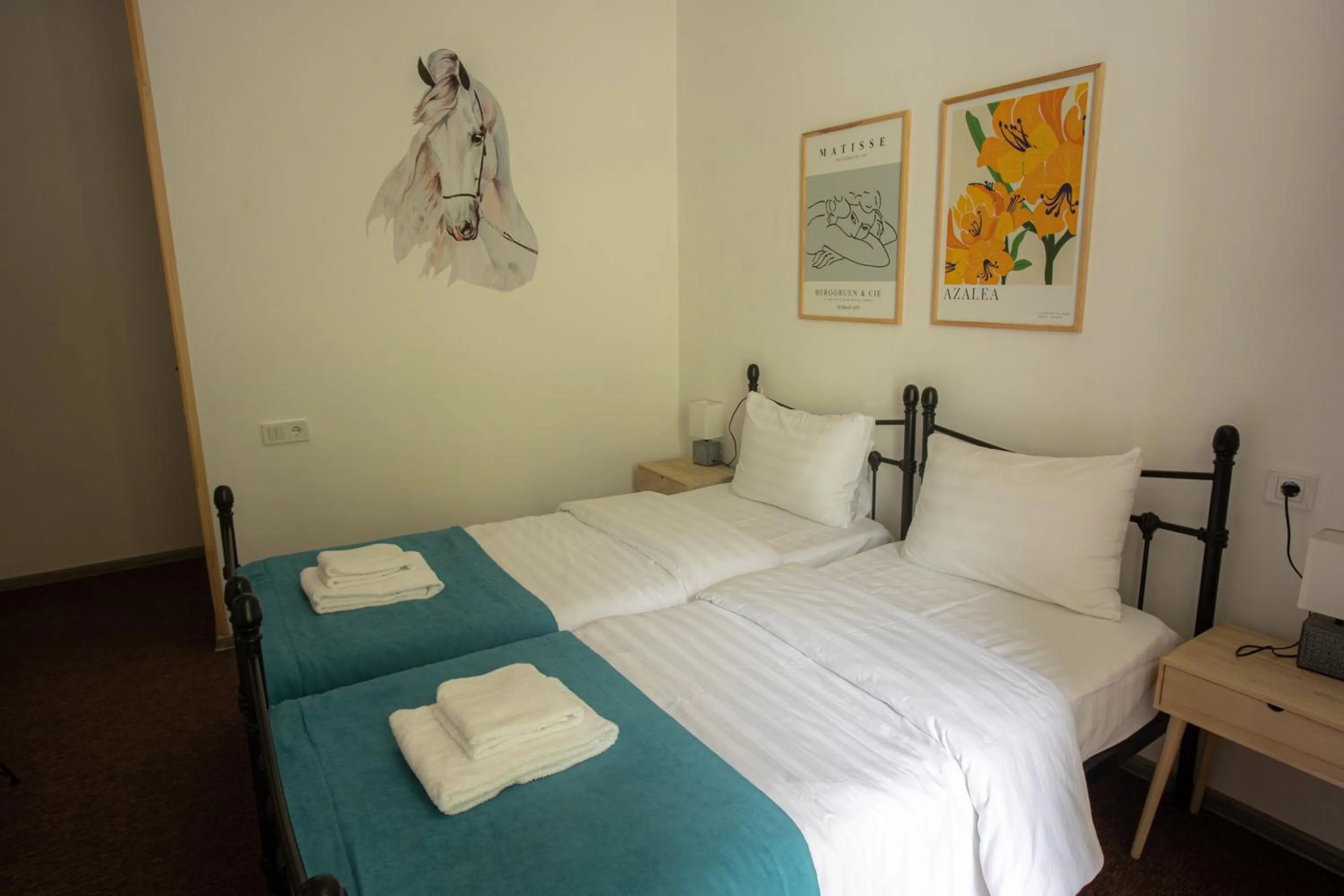 Bed in Mood Hotel Kazbegi