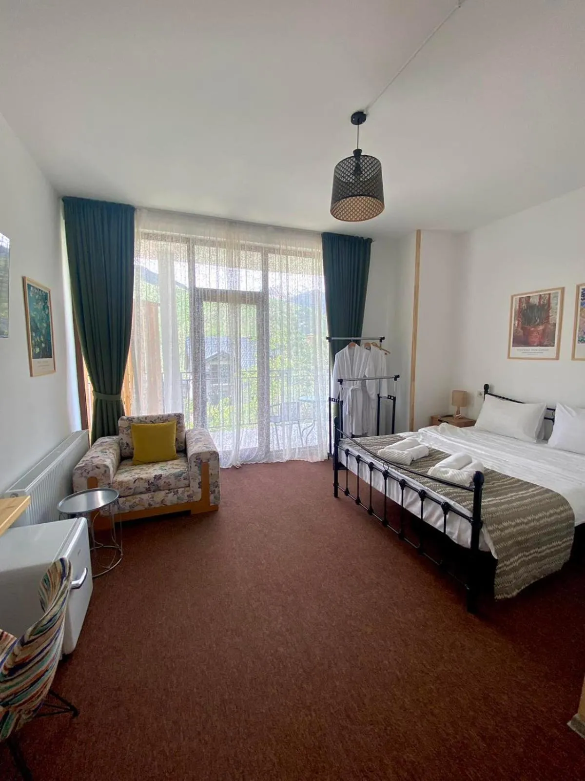Bed in Mood Hotel Kazbegi