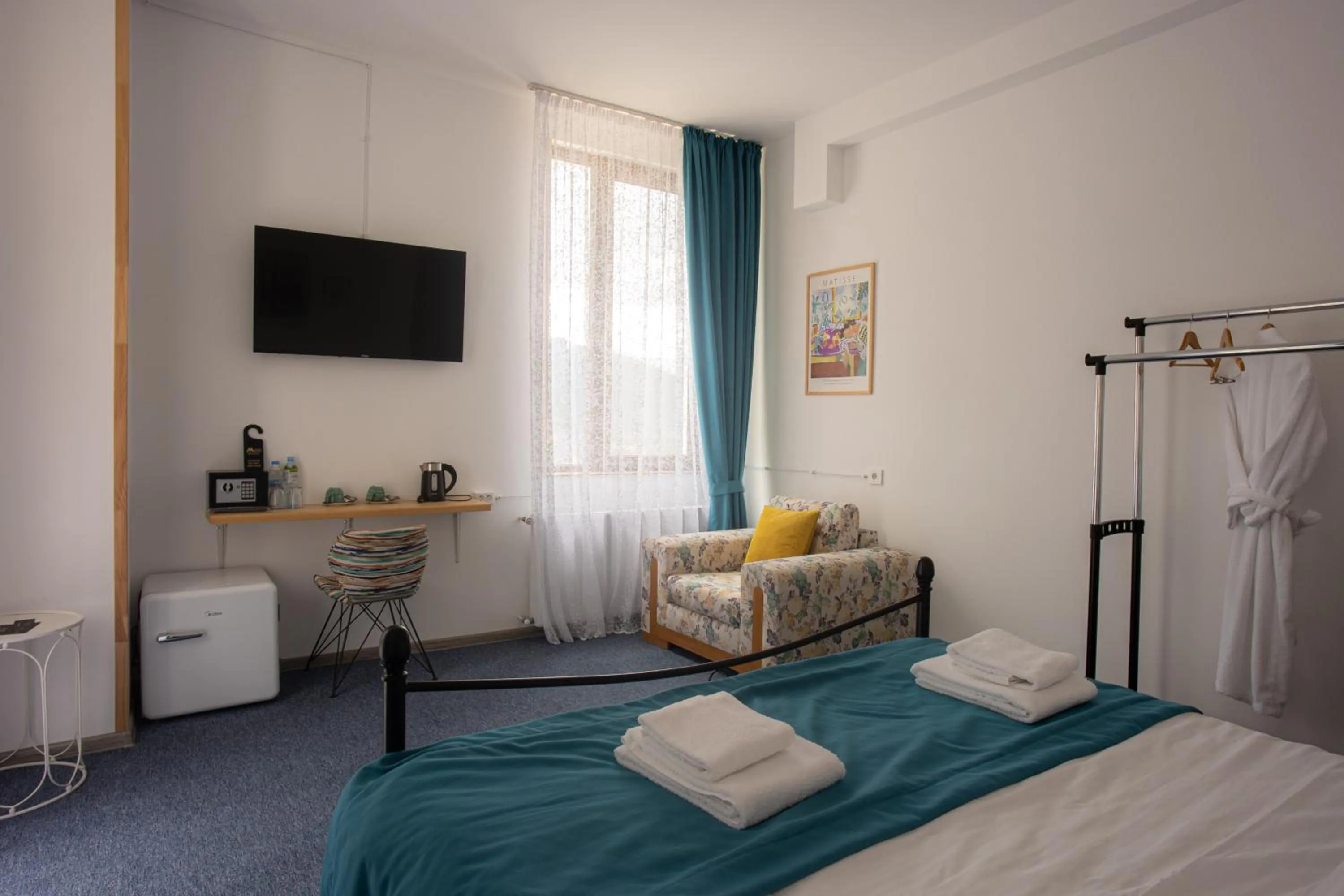 Bed in Mood Hotel Kazbegi
