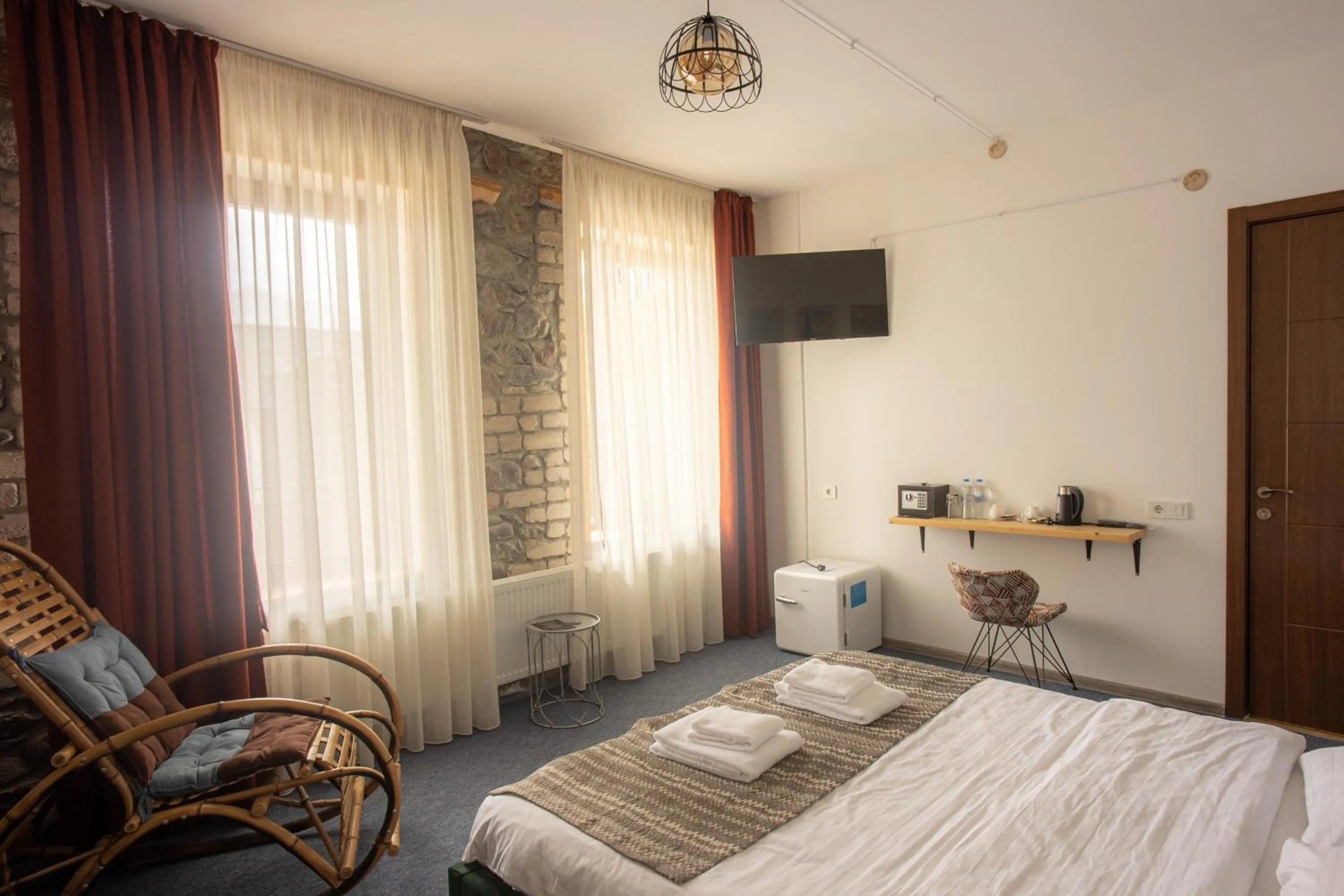 Bed in Mood Hotel Kazbegi
