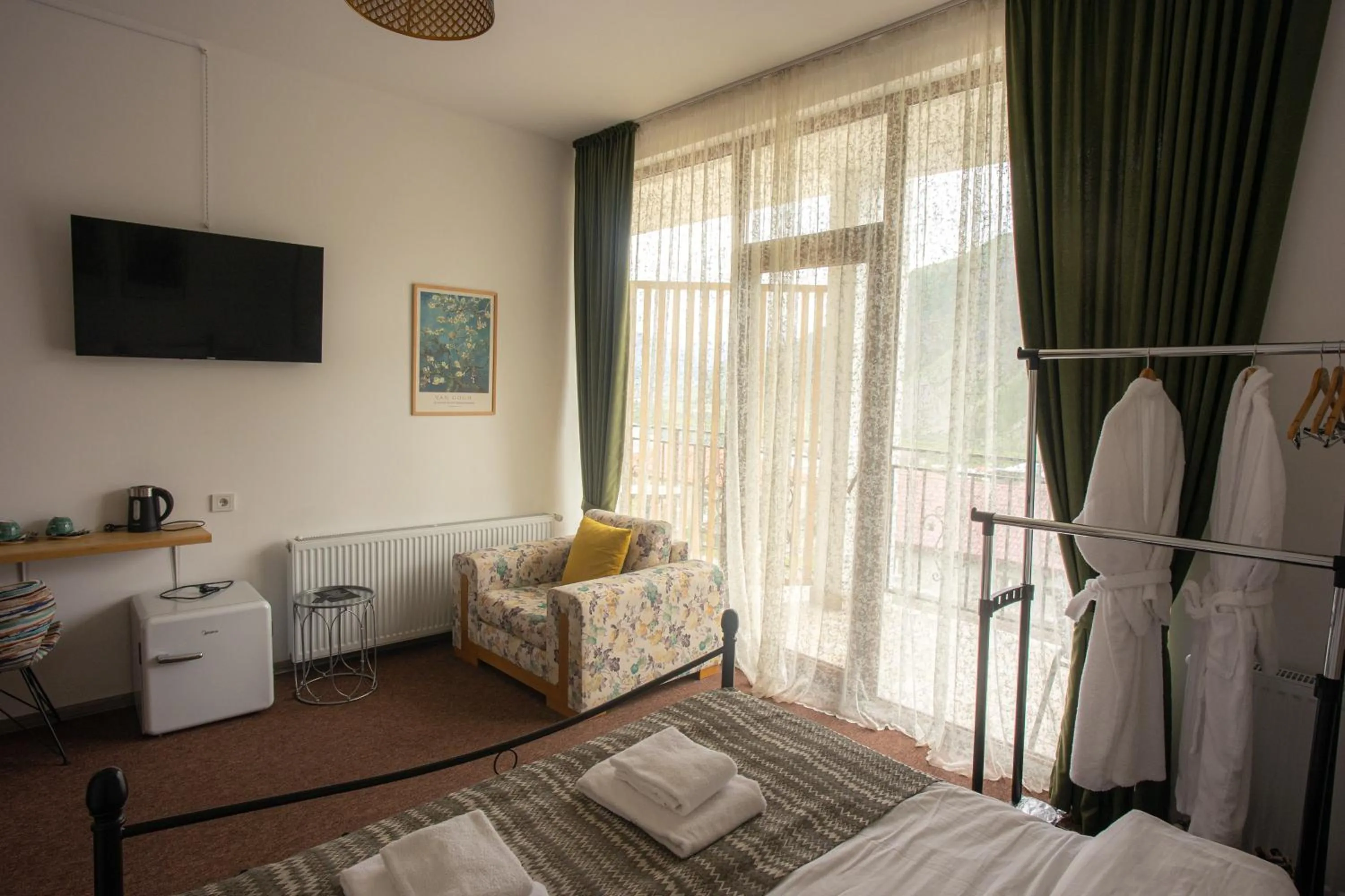 Bed in Mood Hotel Kazbegi