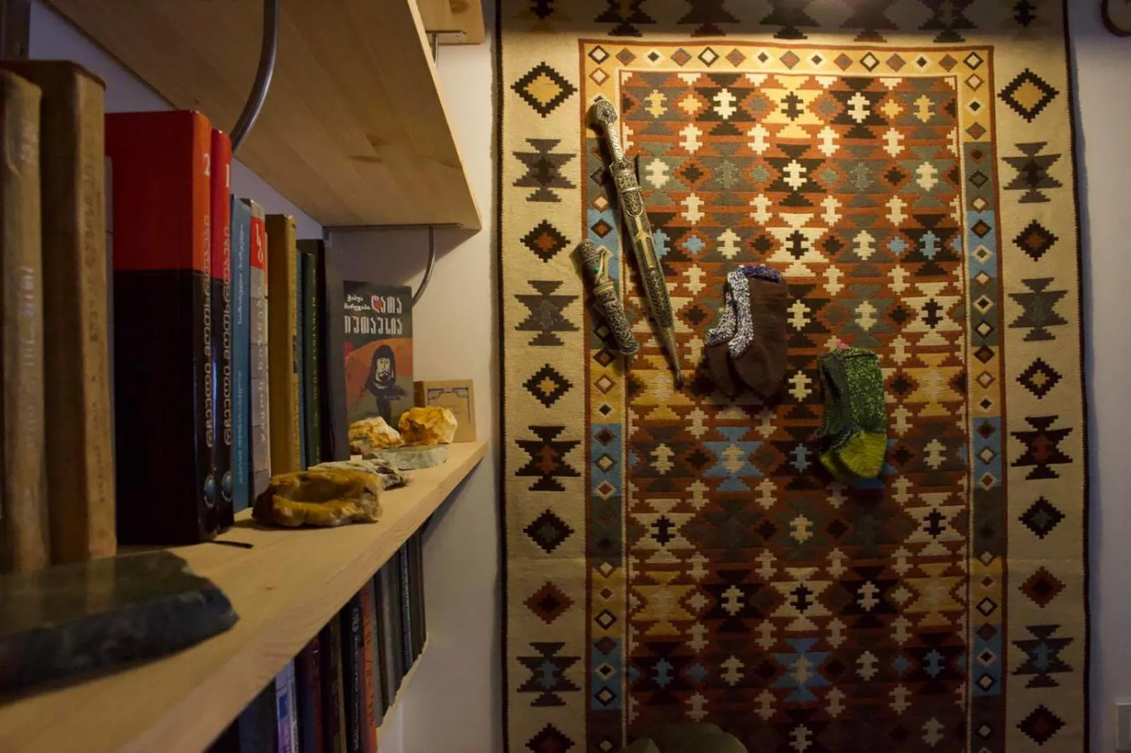 Library in Mood Hotel Kazbegi