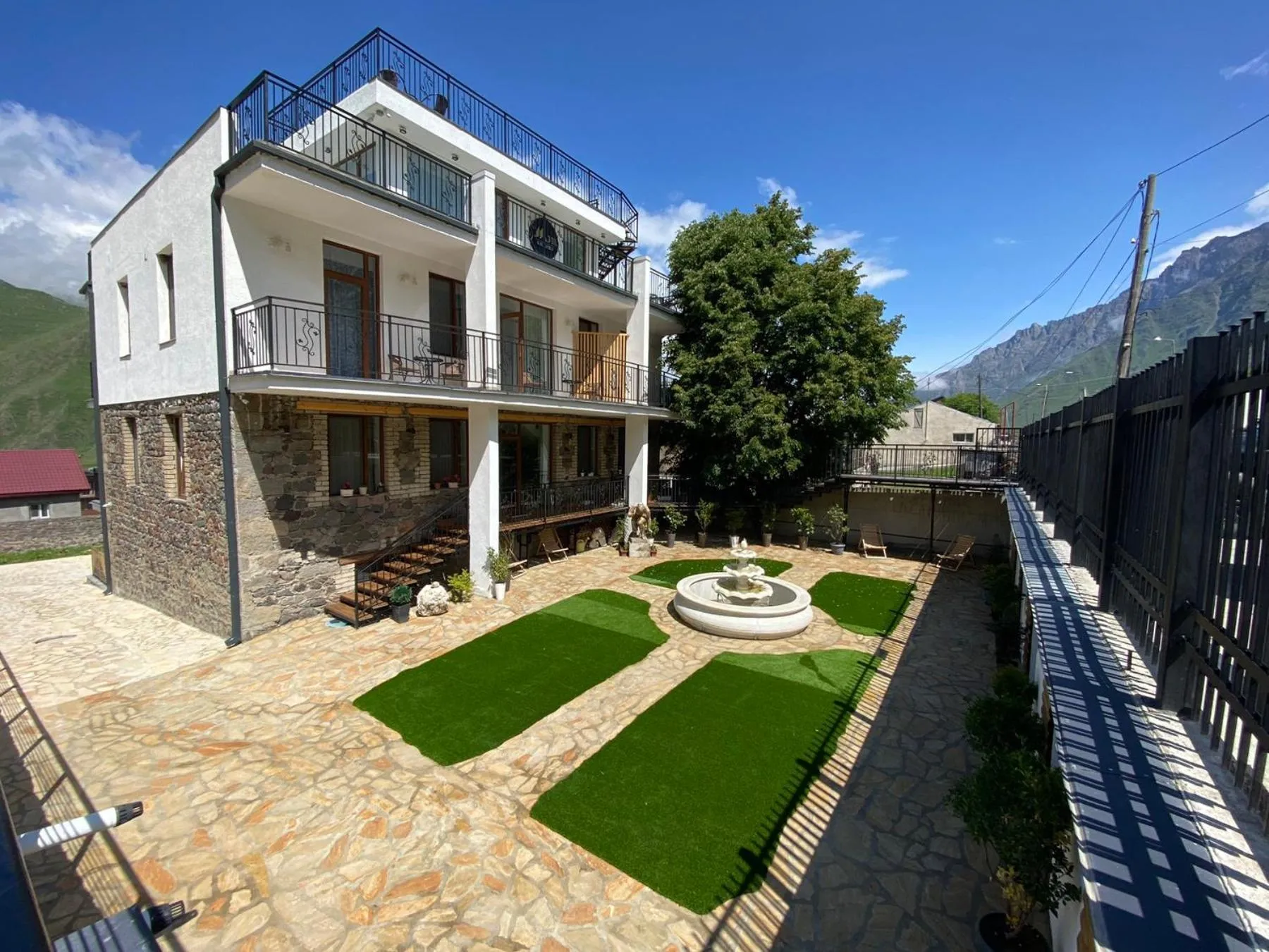 Garden in Mood Hotel Kazbegi