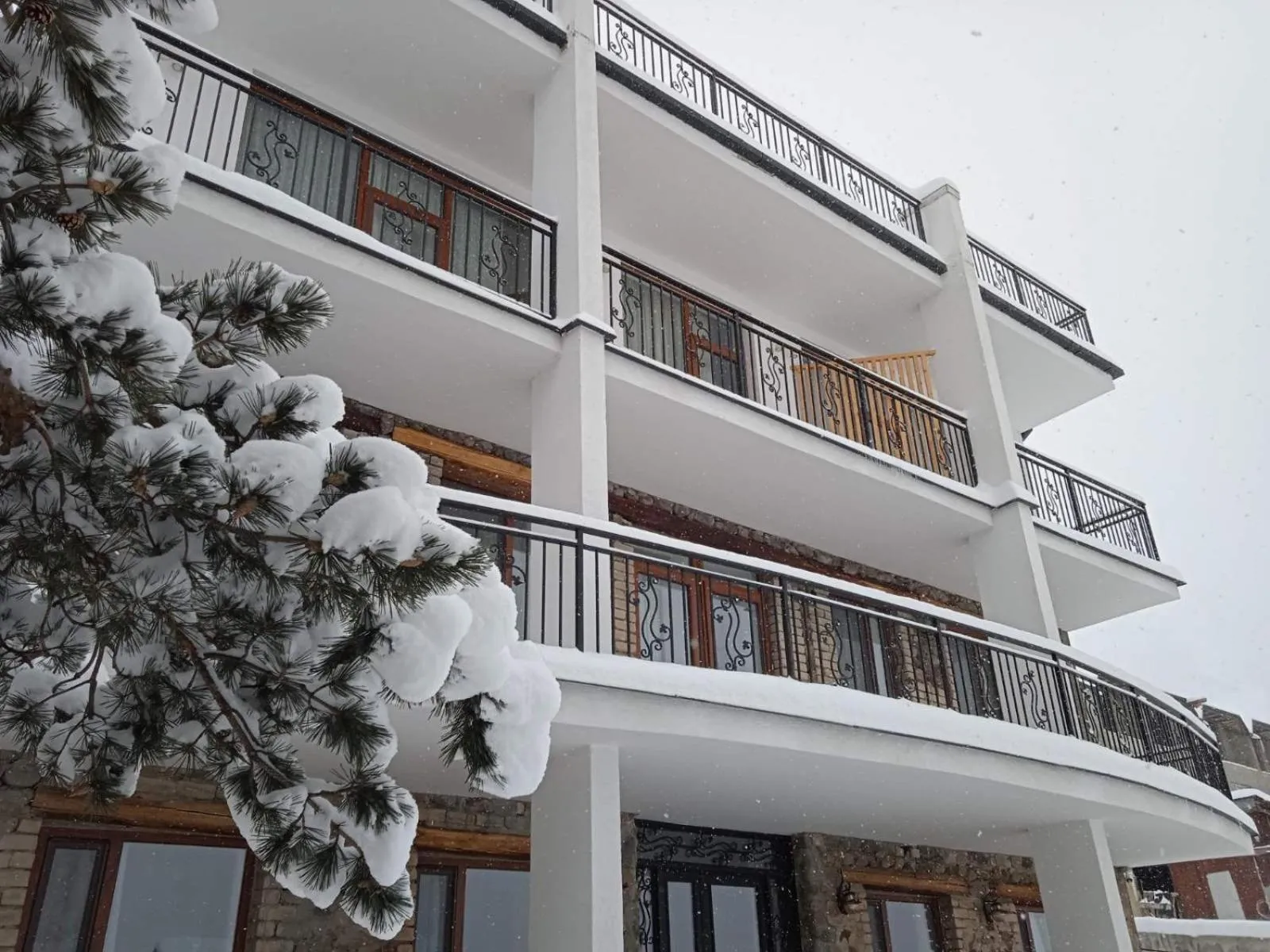 Property building in Mood Hotel Kazbegi