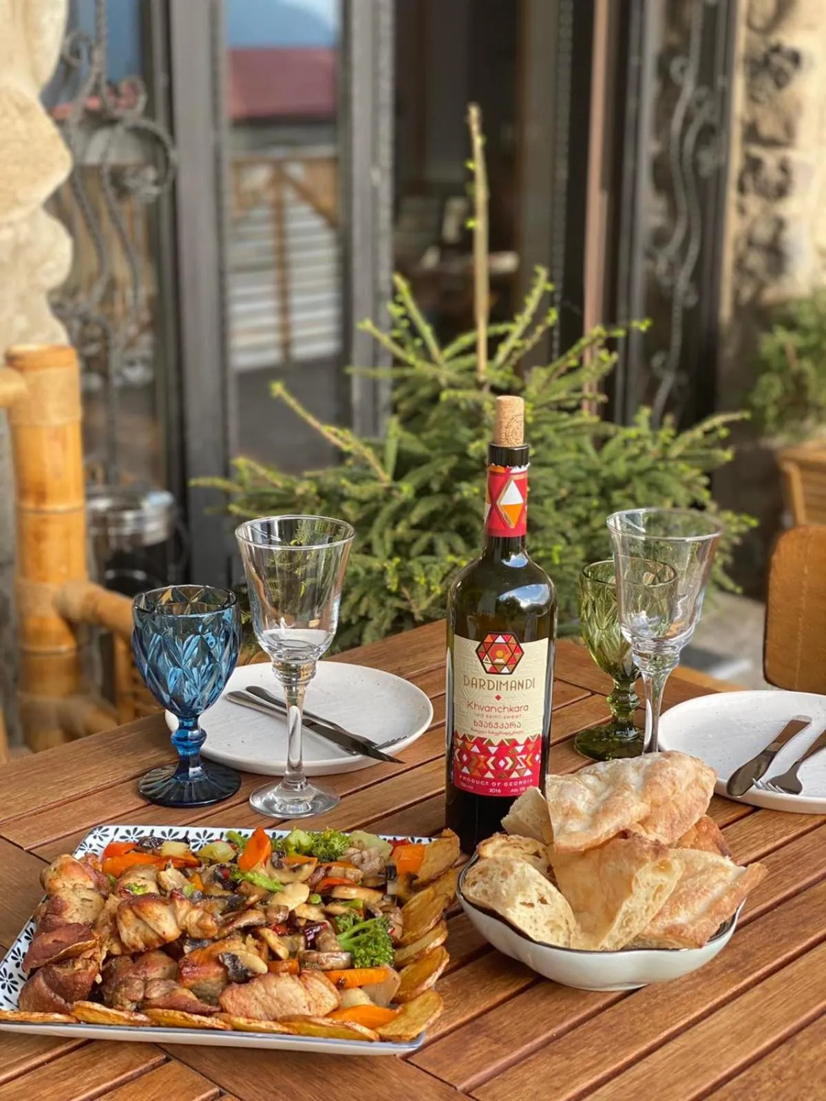 Food and drinks in Mood Hotel Kazbegi