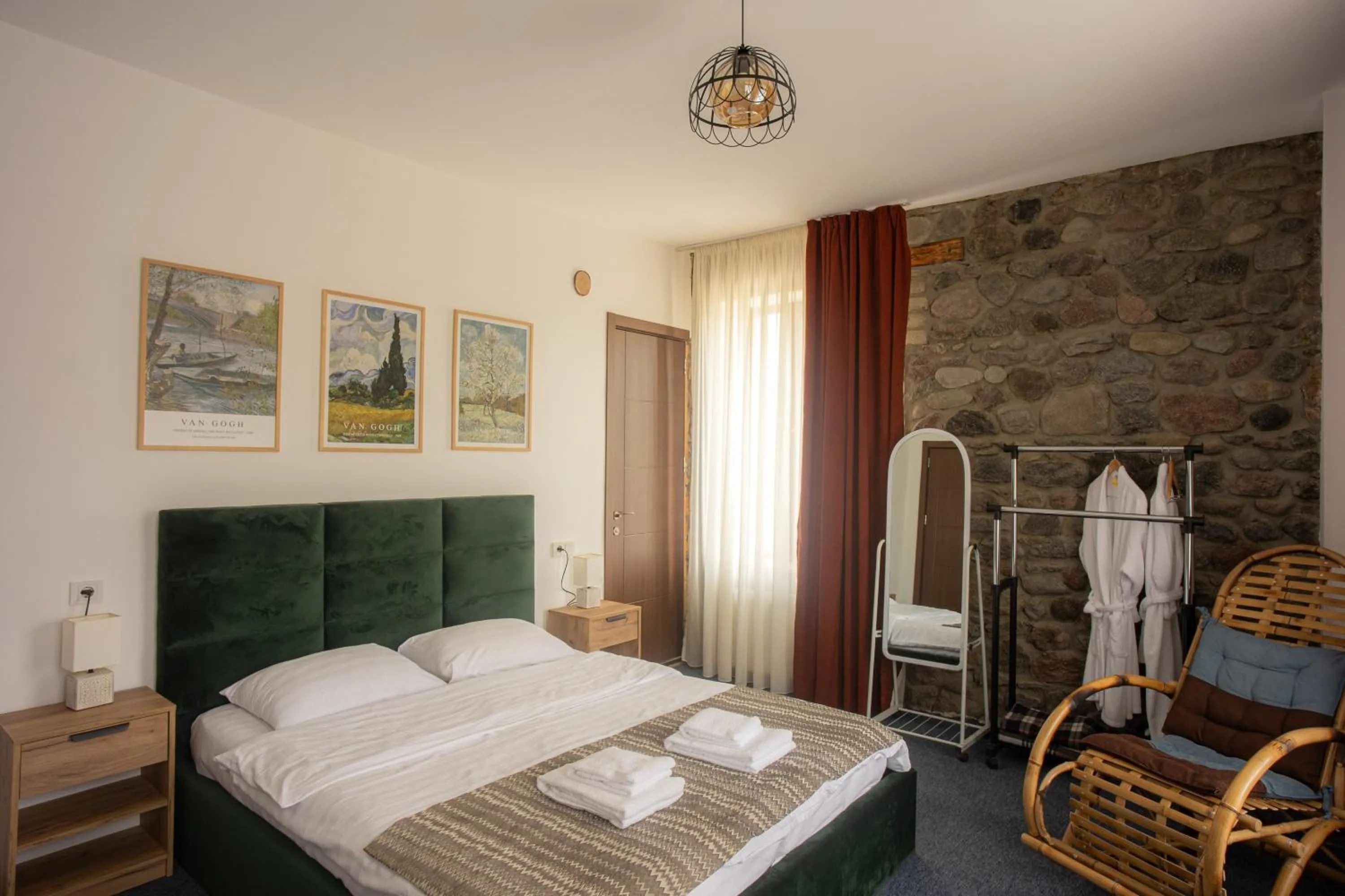 Bed in Mood Hotel Kazbegi