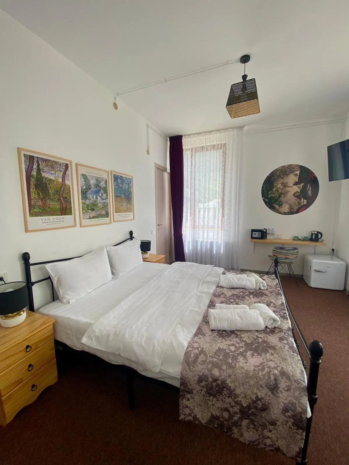 Bed in Mood Hotel Kazbegi