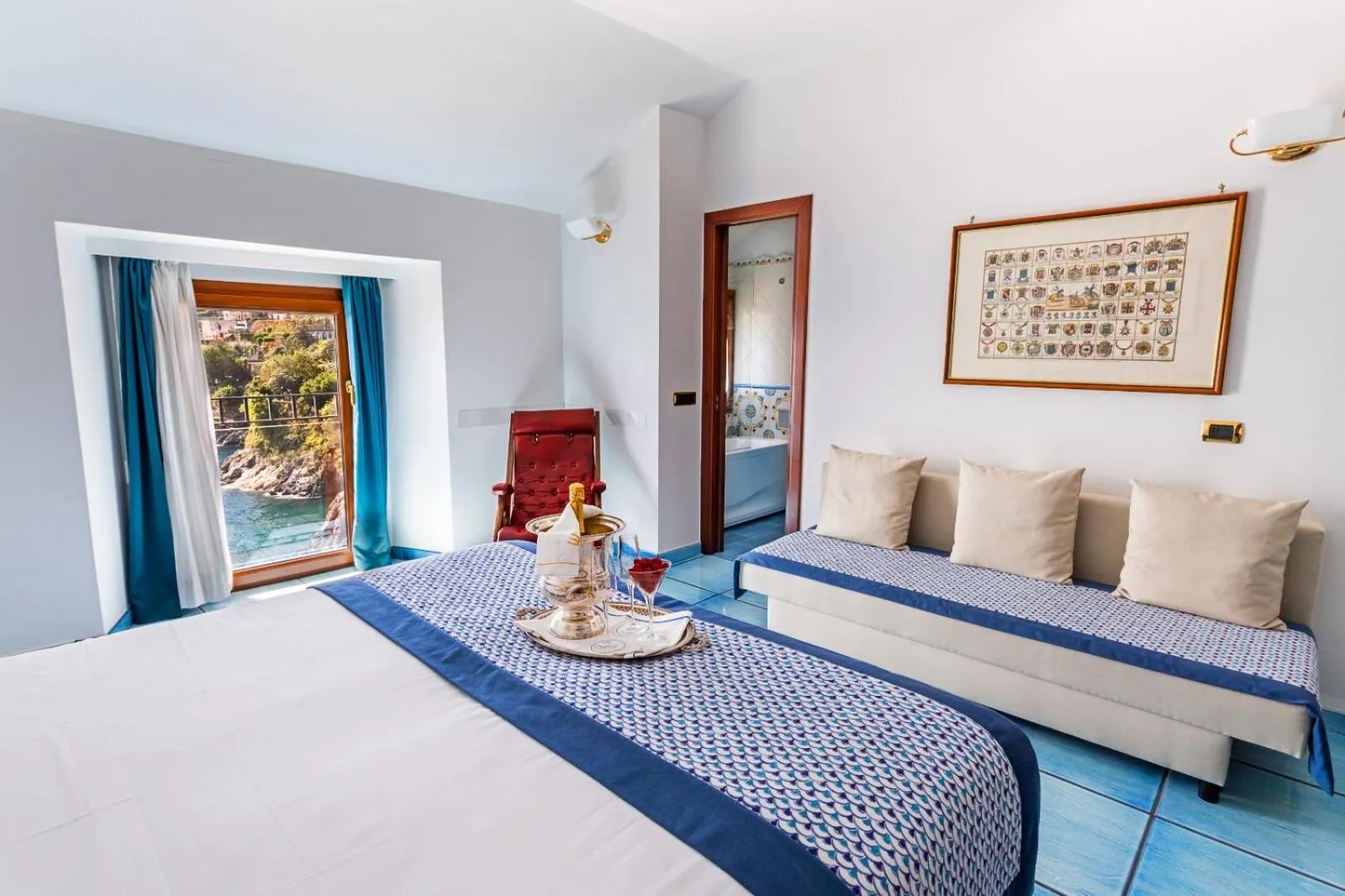 Photo of the whole room, Bed in Ravello Art Hotel Marmorata