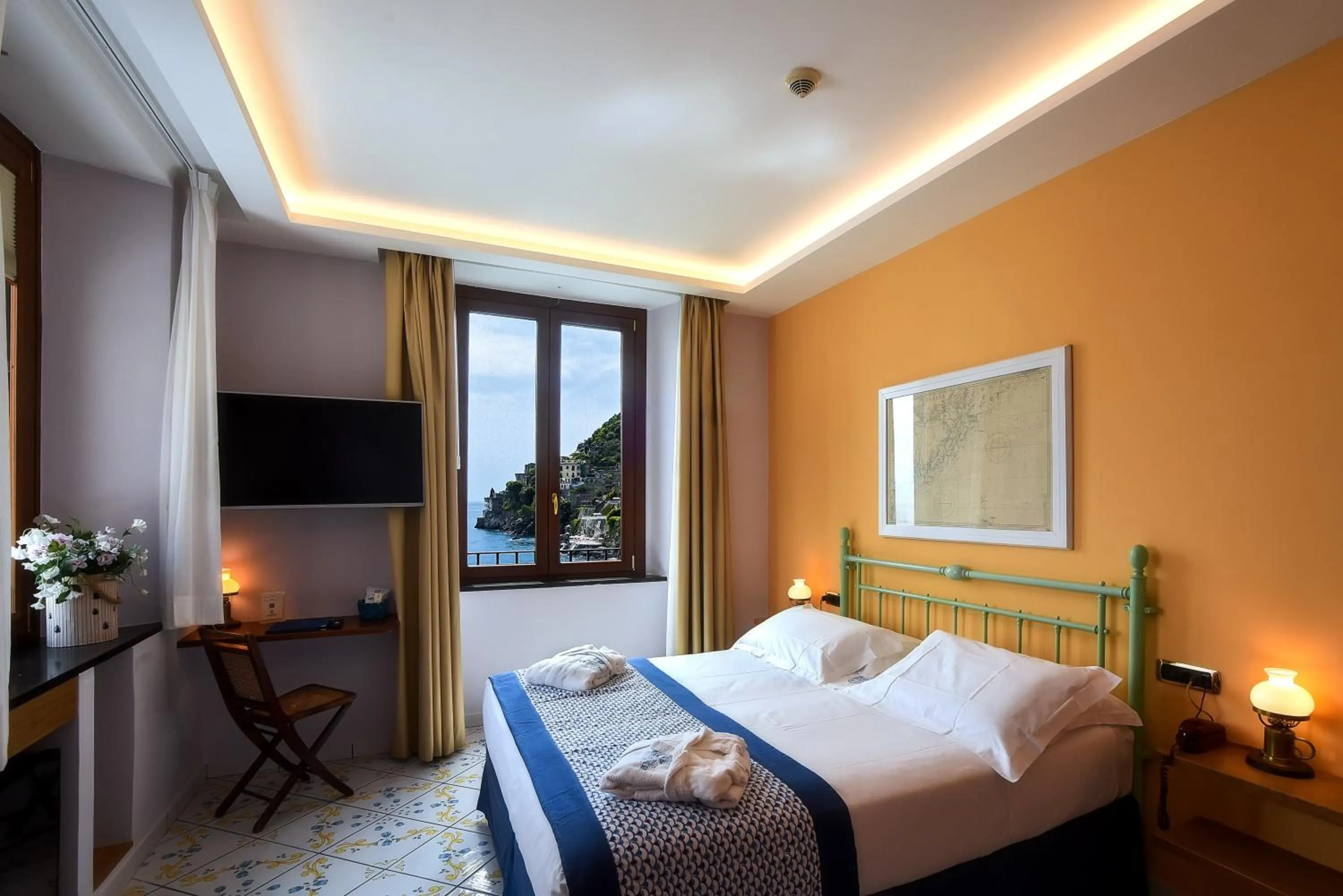 Photo of the whole room, Bed in Ravello Art Hotel Marmorata