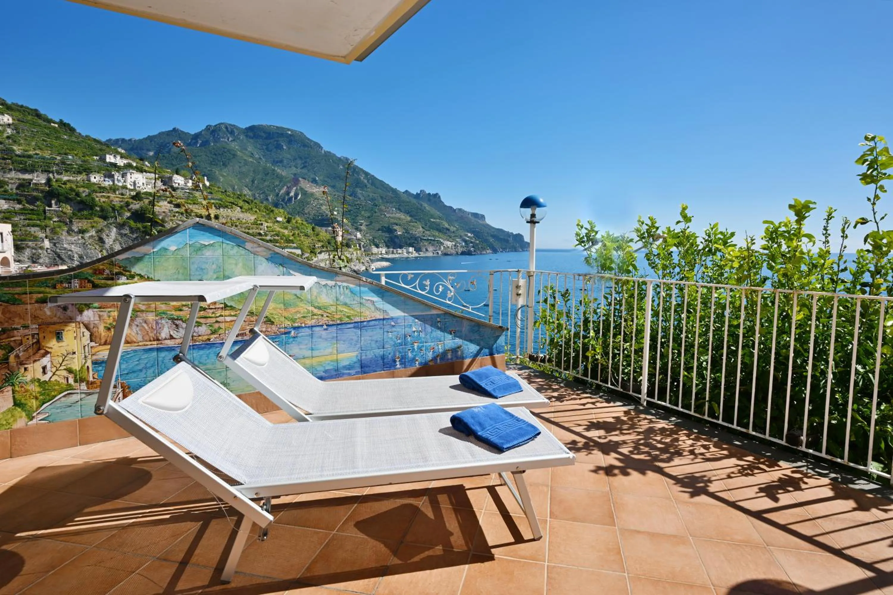 sunbed in Ravello Art Hotel Marmorata