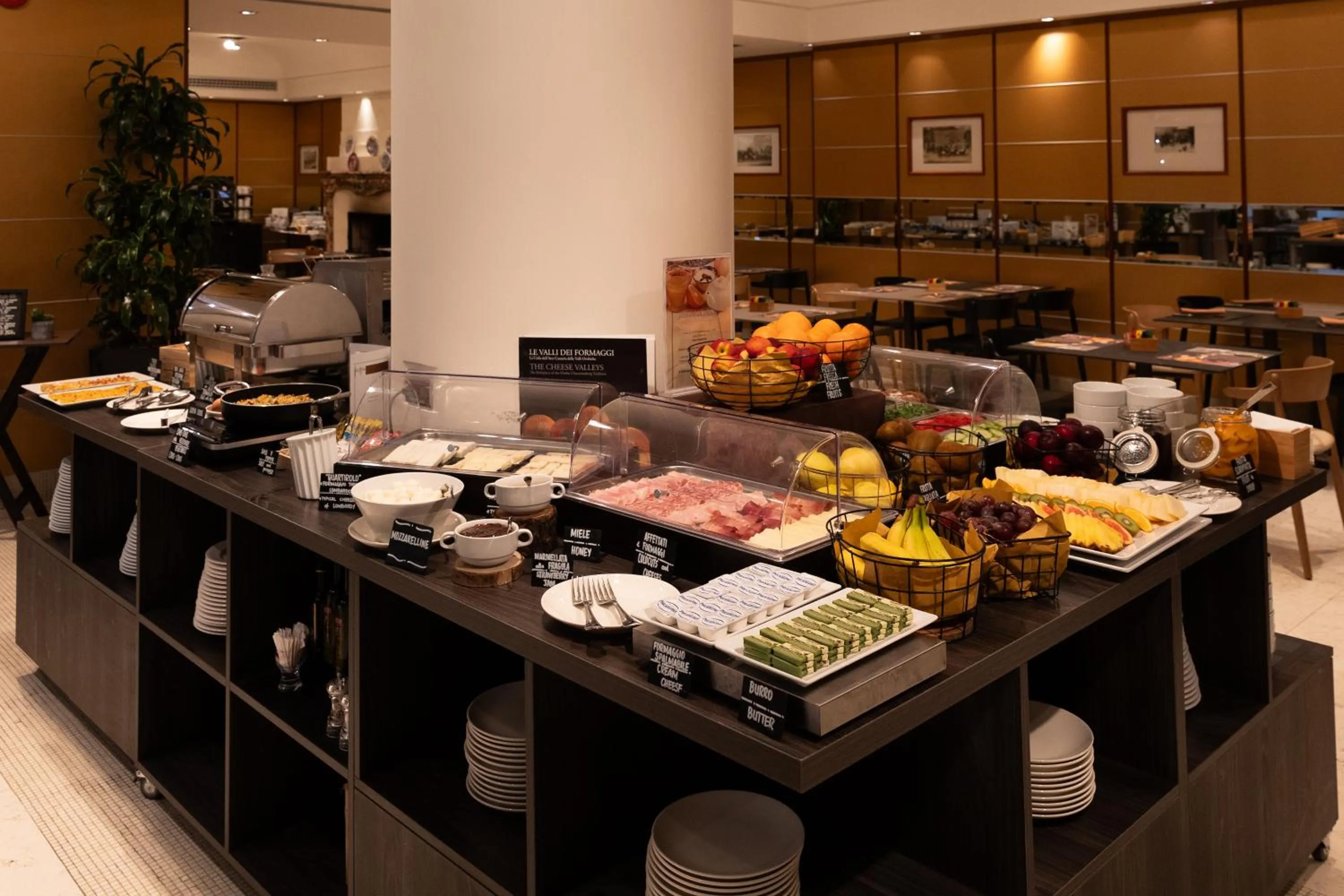 Breakfast in Hotel Cappello D'Oro, BW Signature Collection