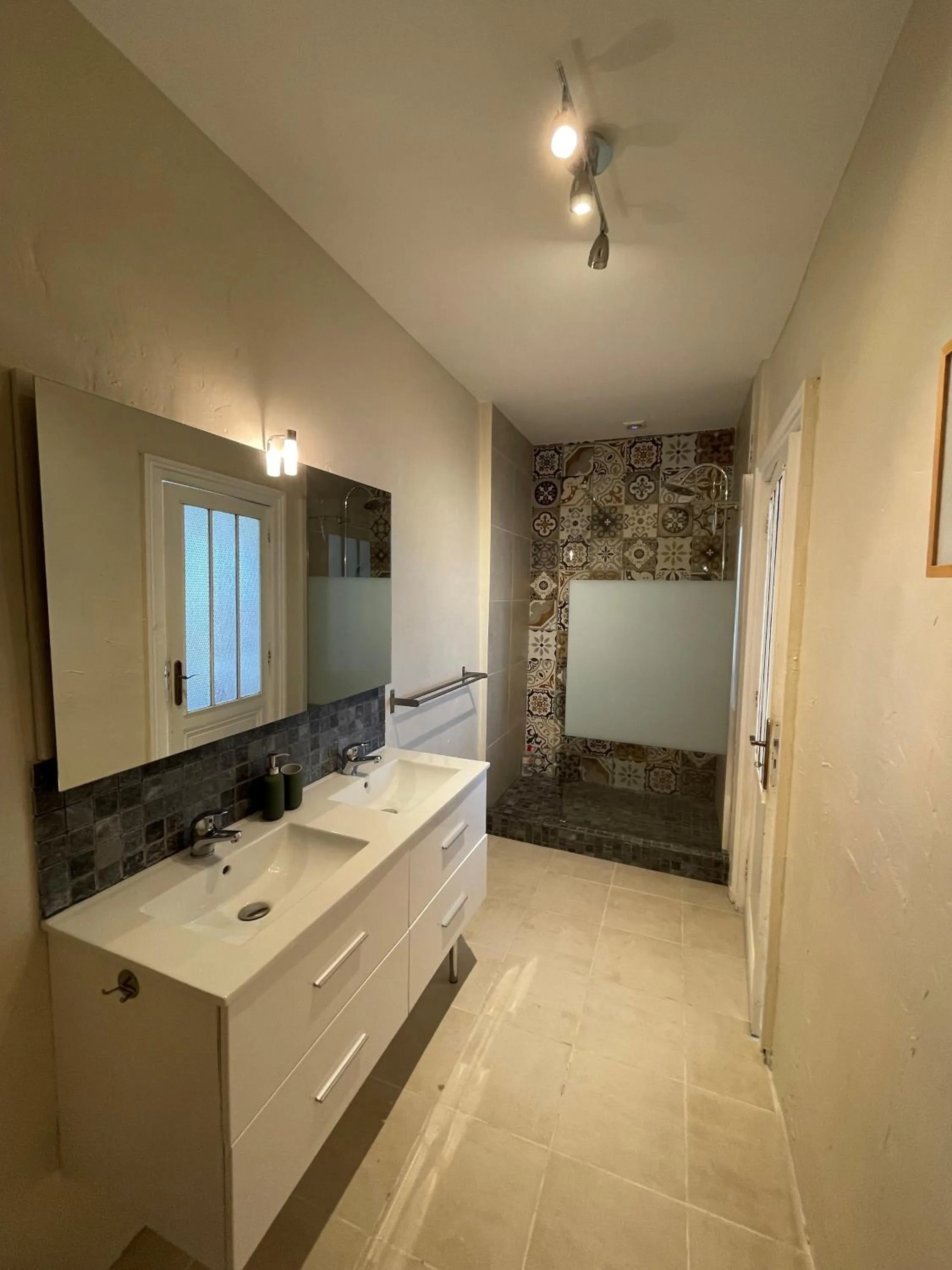 Bathroom in La Vigne d'Or