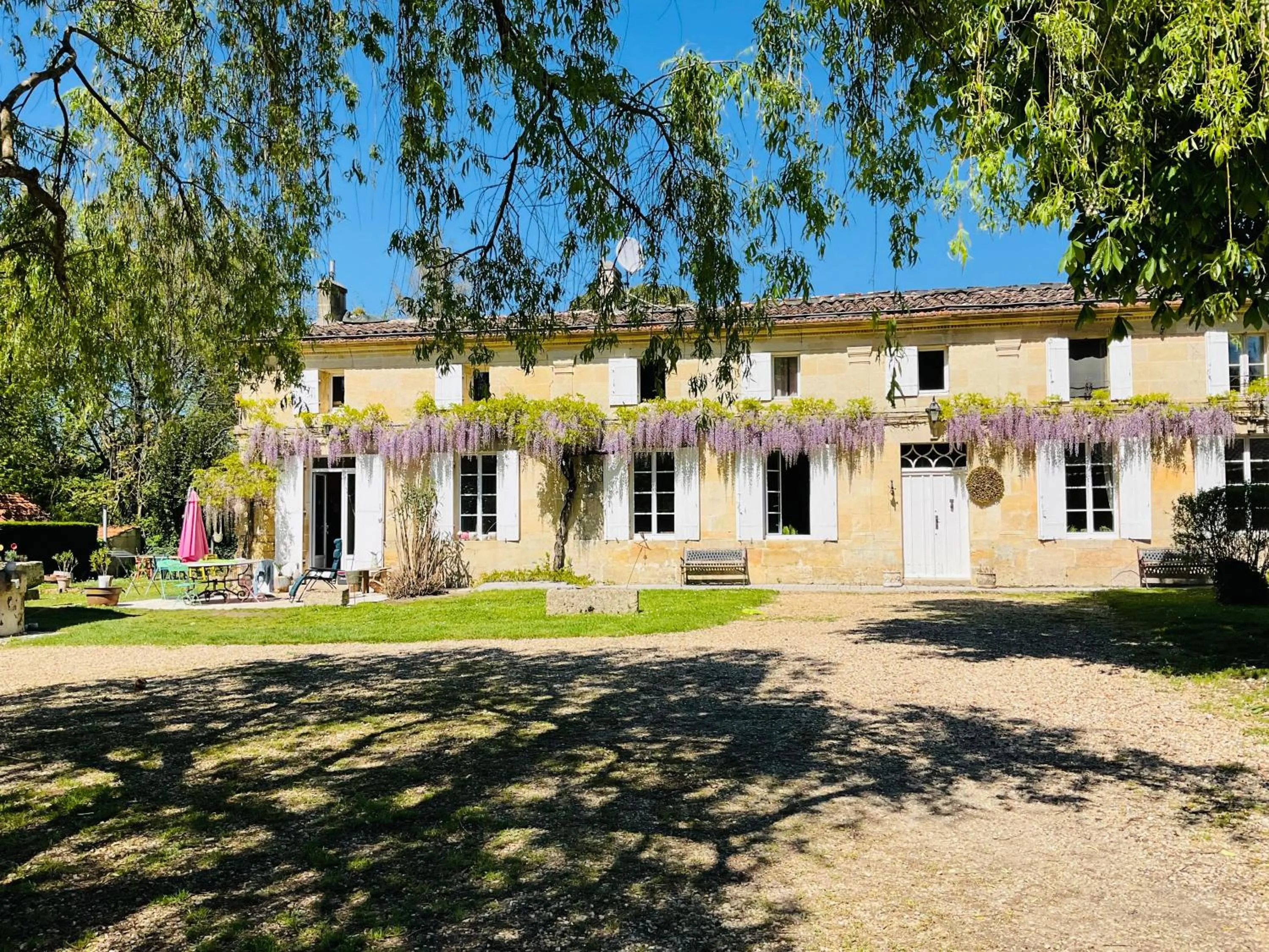 Property building in La Vigne d'Or