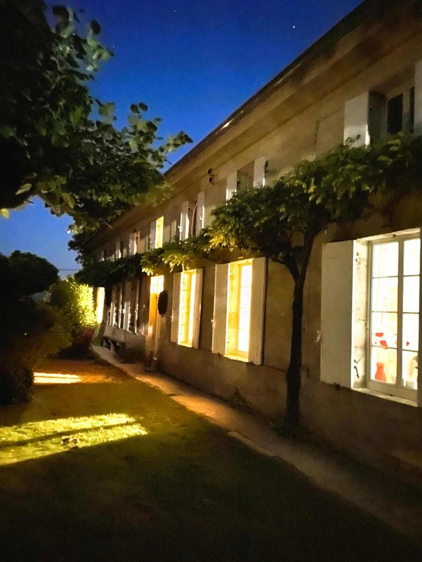 Property building in La Vigne d'Or