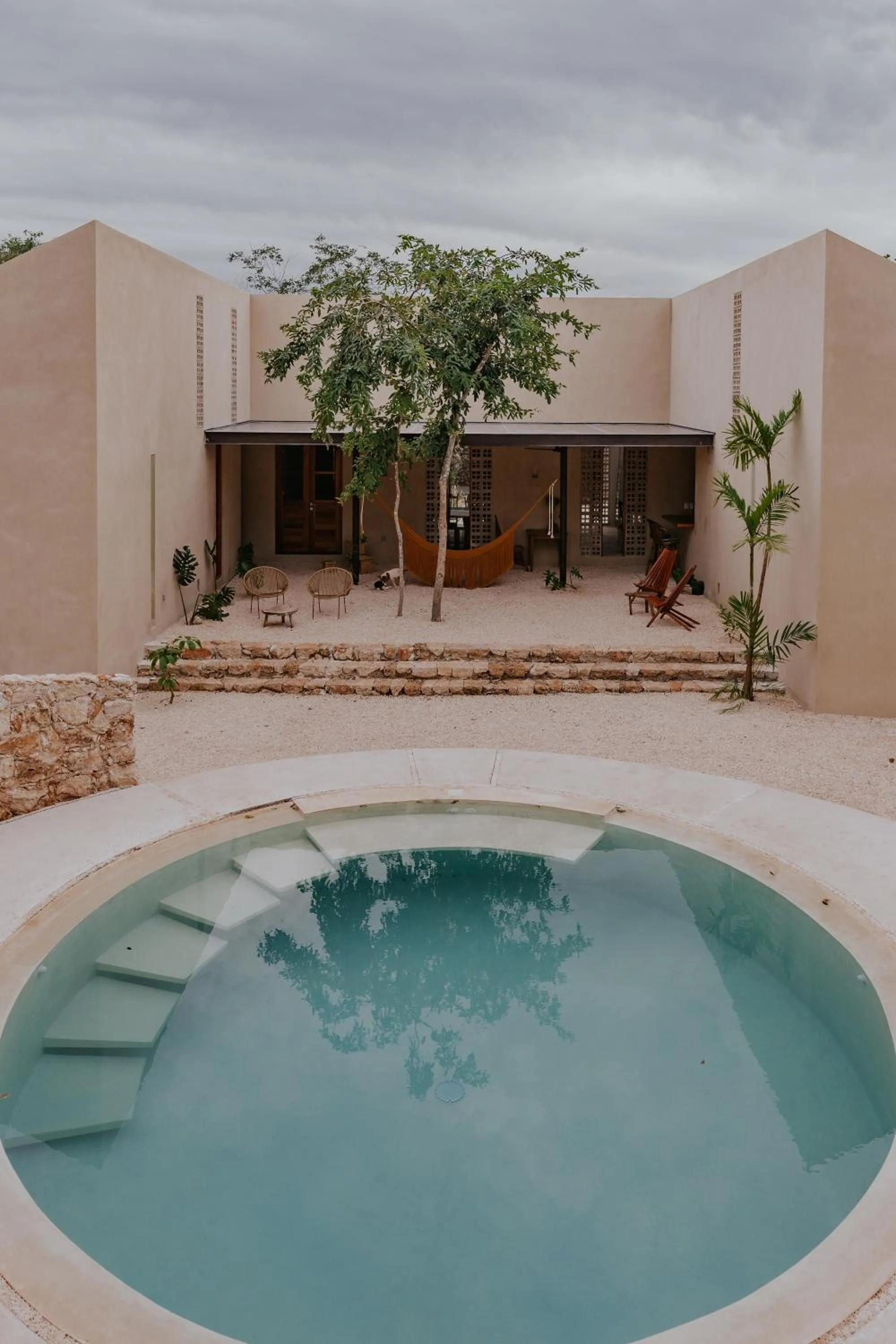 Property building in Galopina