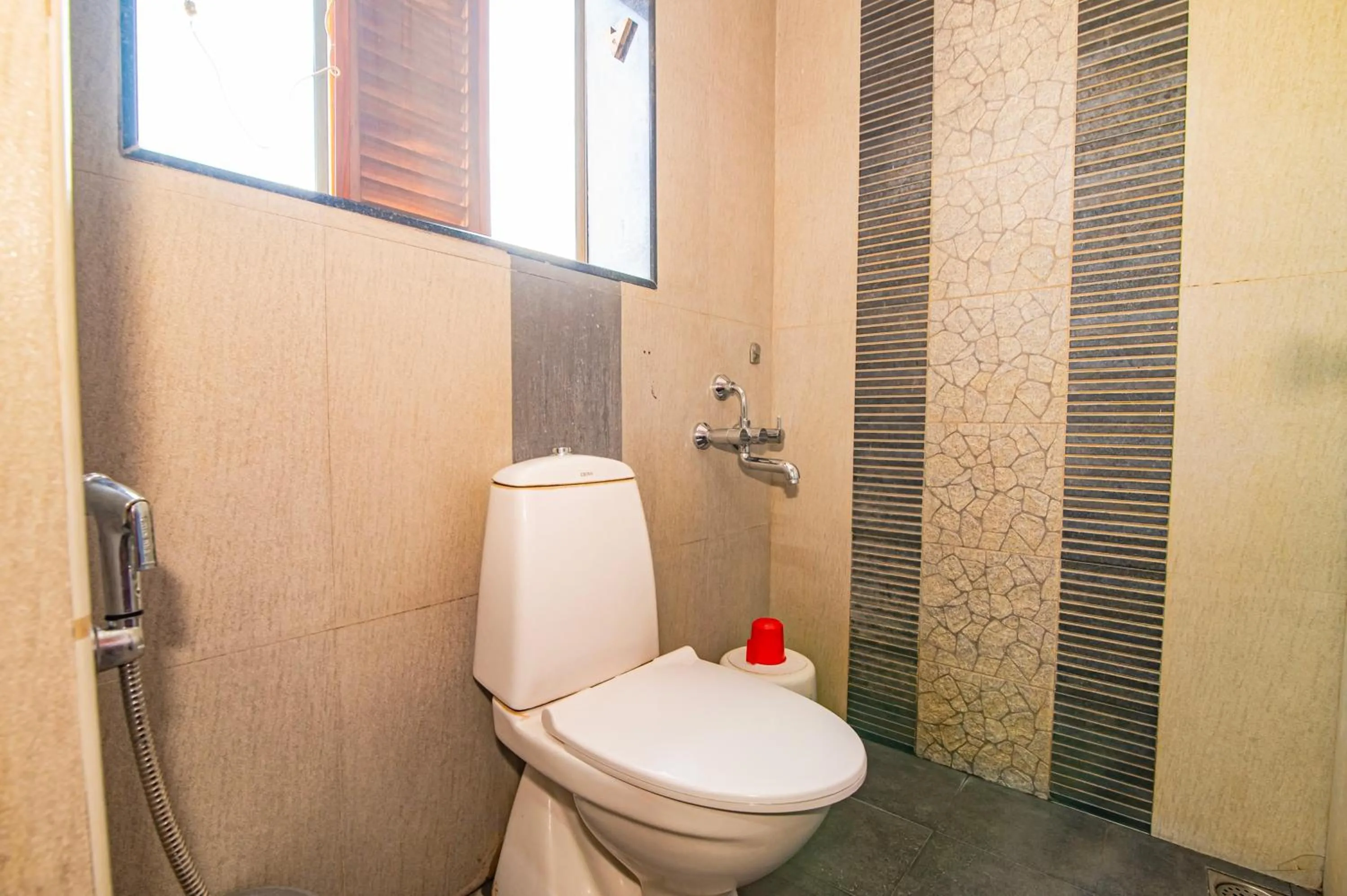Bathroom in Hotel Mart View