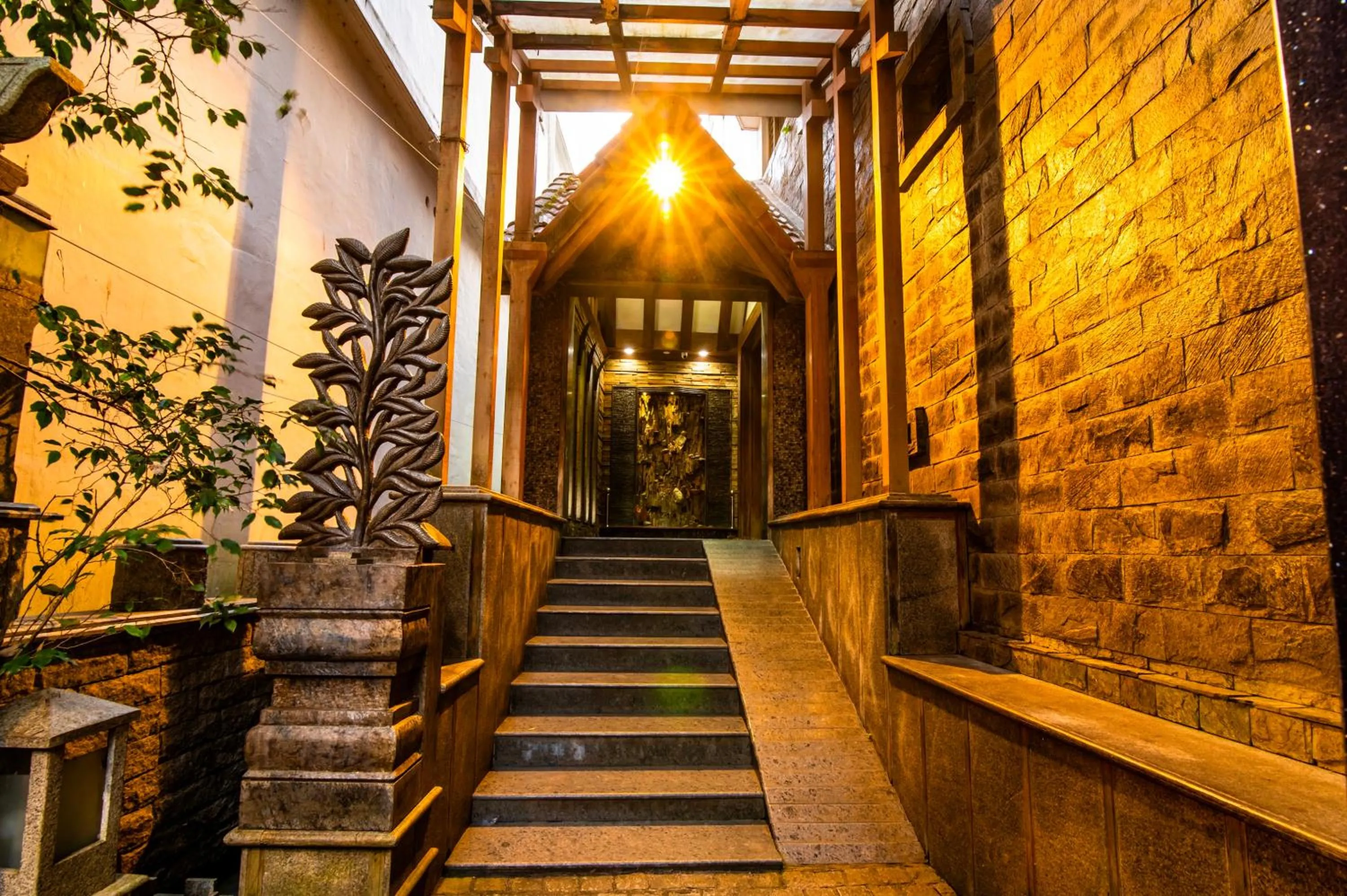 Facade/entrance in Hotel Mart View
