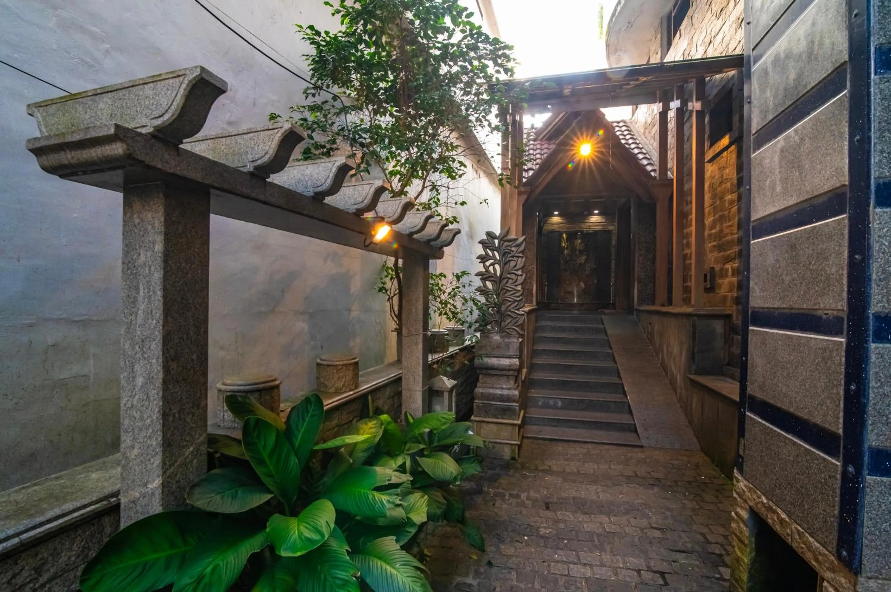 Garden in Hotel Mart View