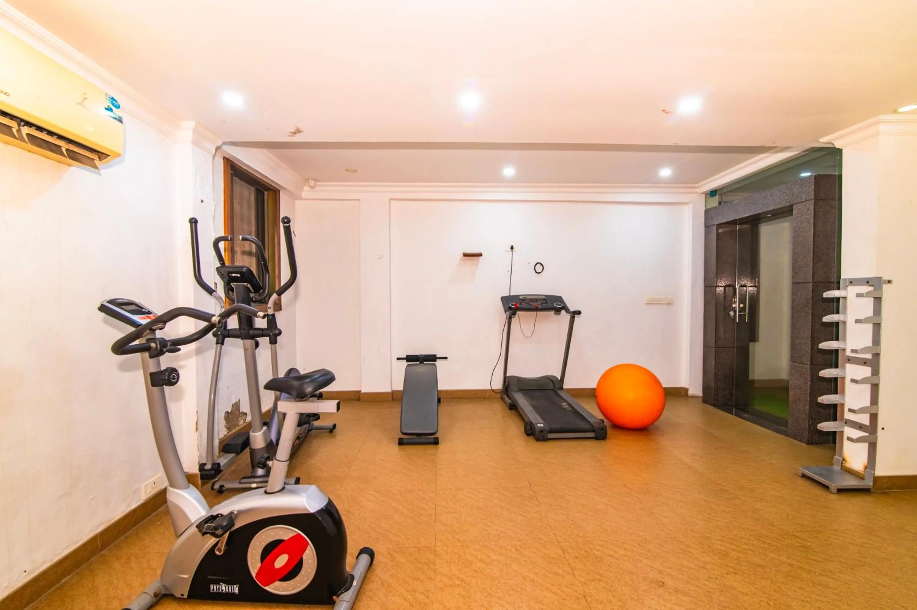 Fitness centre/facilities in Hotel Mart View