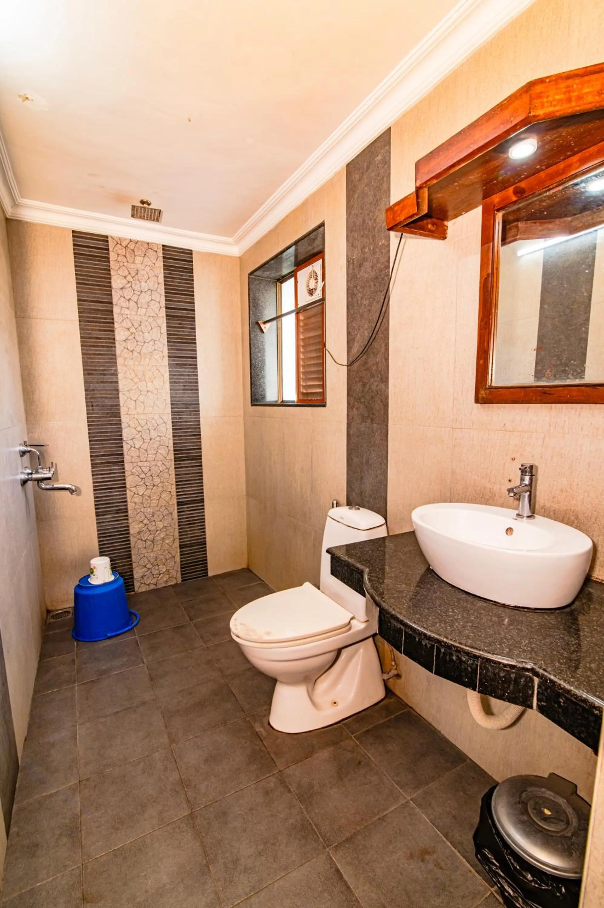 Bathroom in Hotel Mart View
