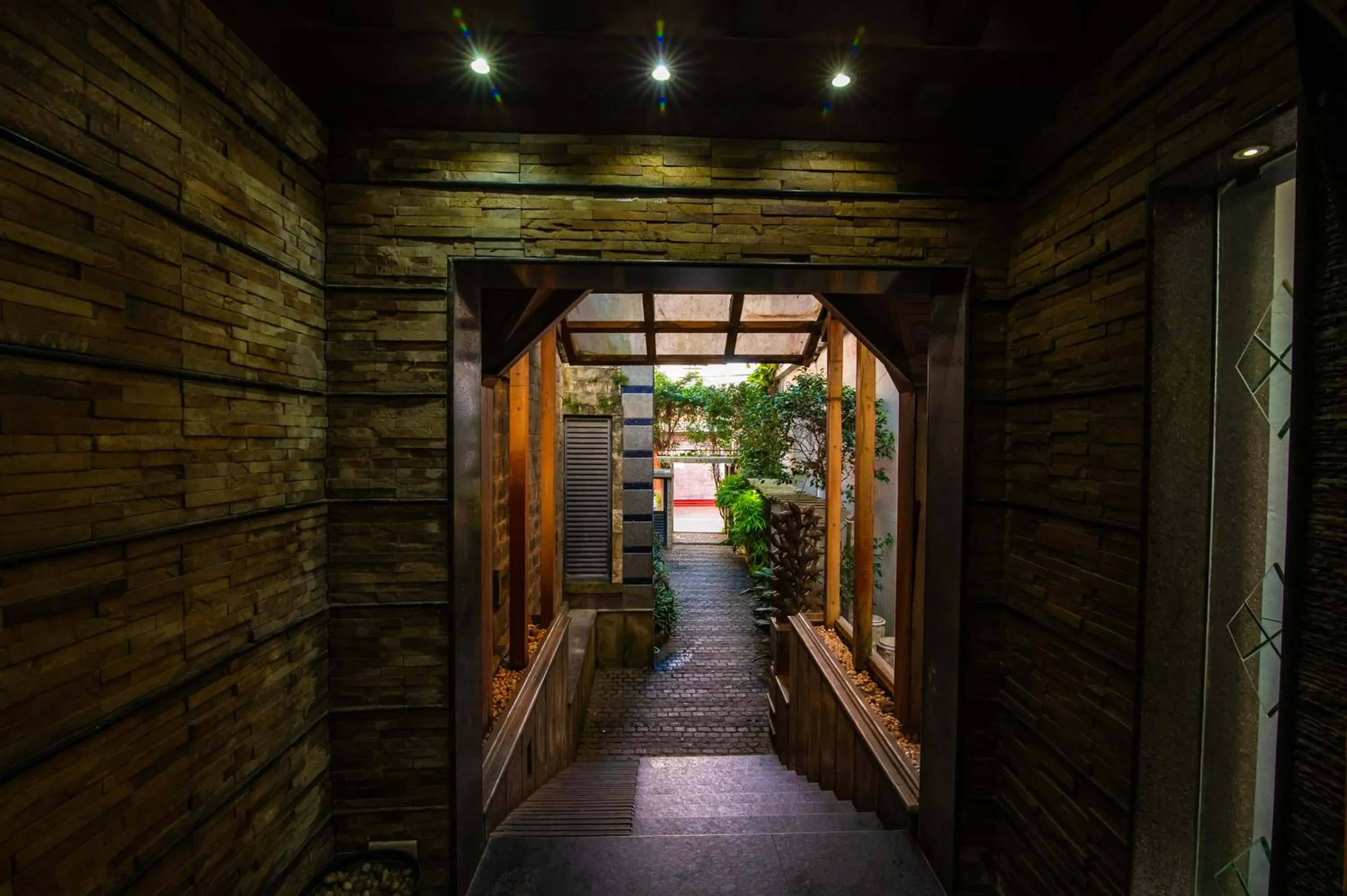 Facade/entrance in Hotel Mart View