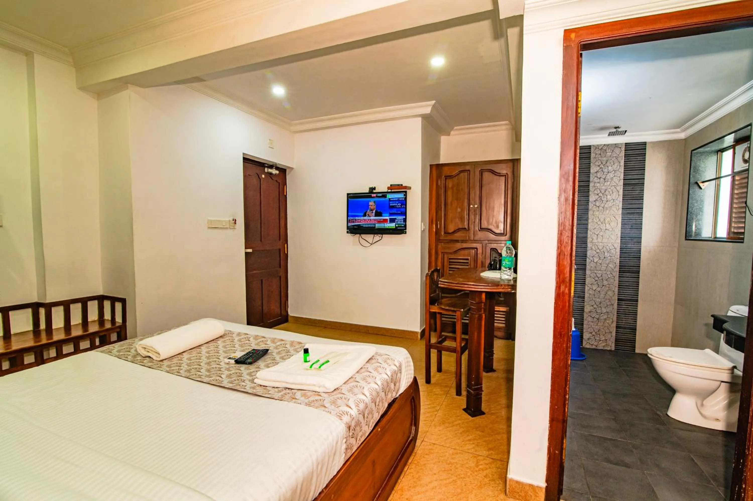 TV and multimedia, Bed in Hotel Mart View
