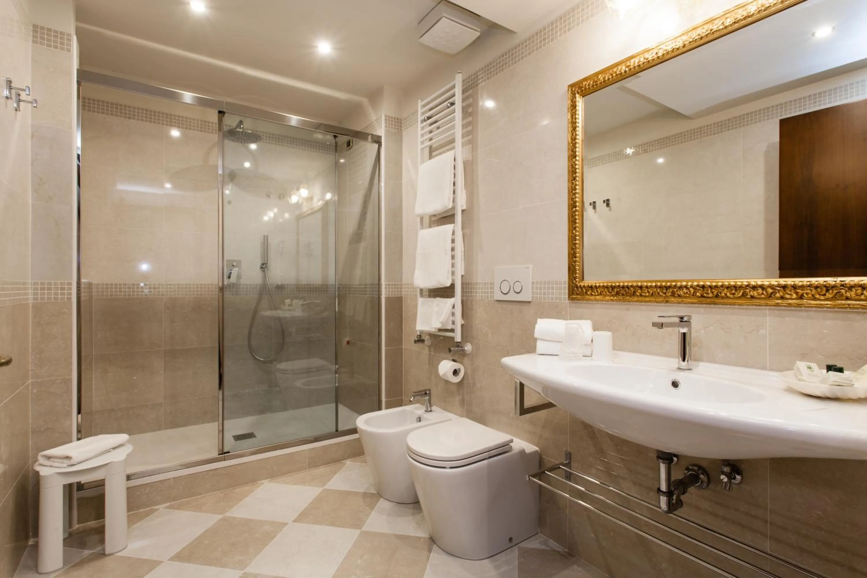 Bathroom in Hotel Al Ponte Mocenigo