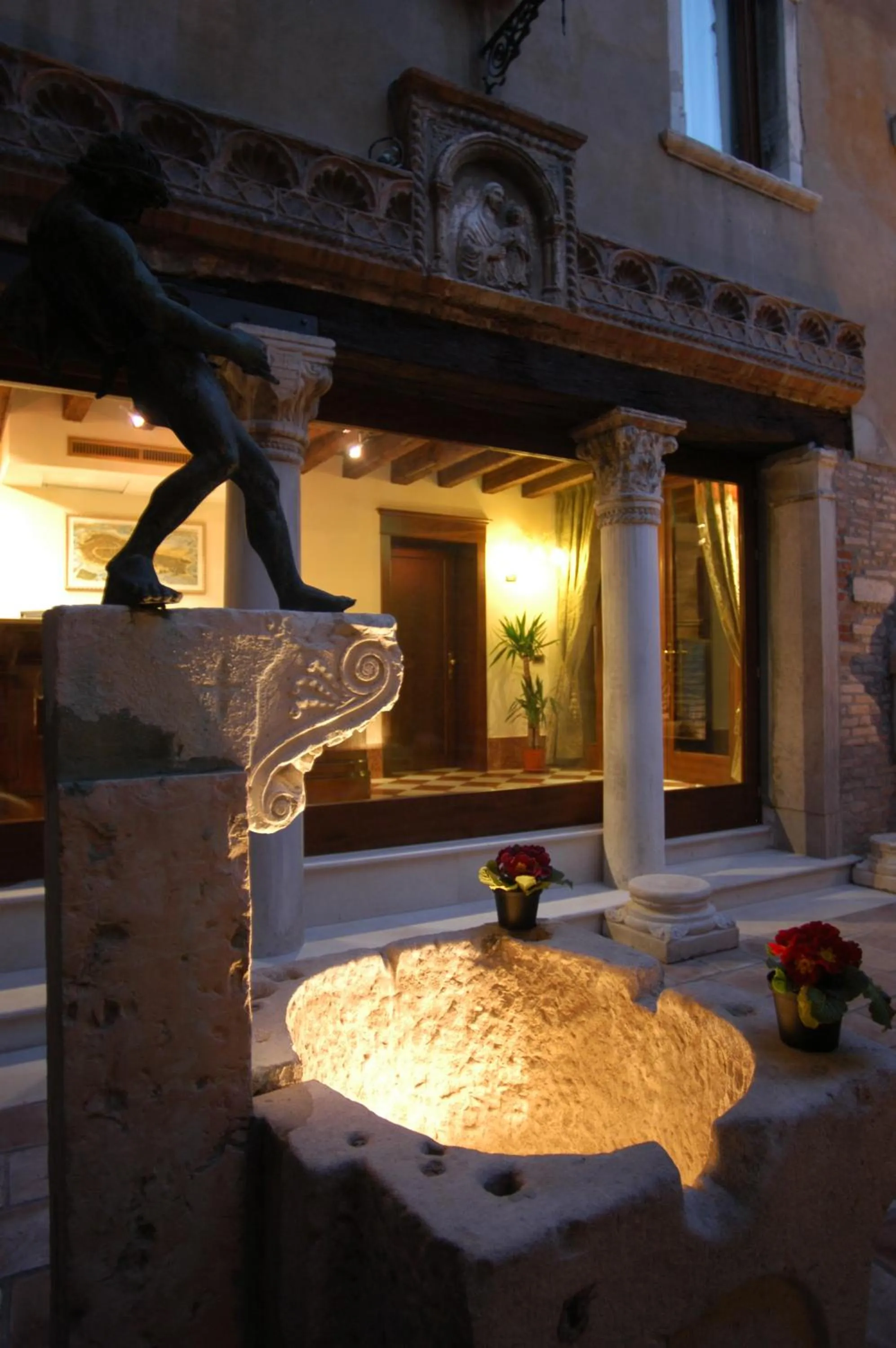Decorative detail in Hotel Al Ponte Mocenigo
