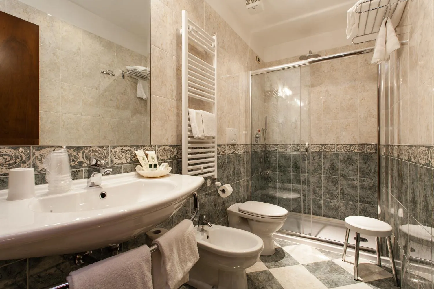 Bathroom in Hotel Al Ponte Mocenigo