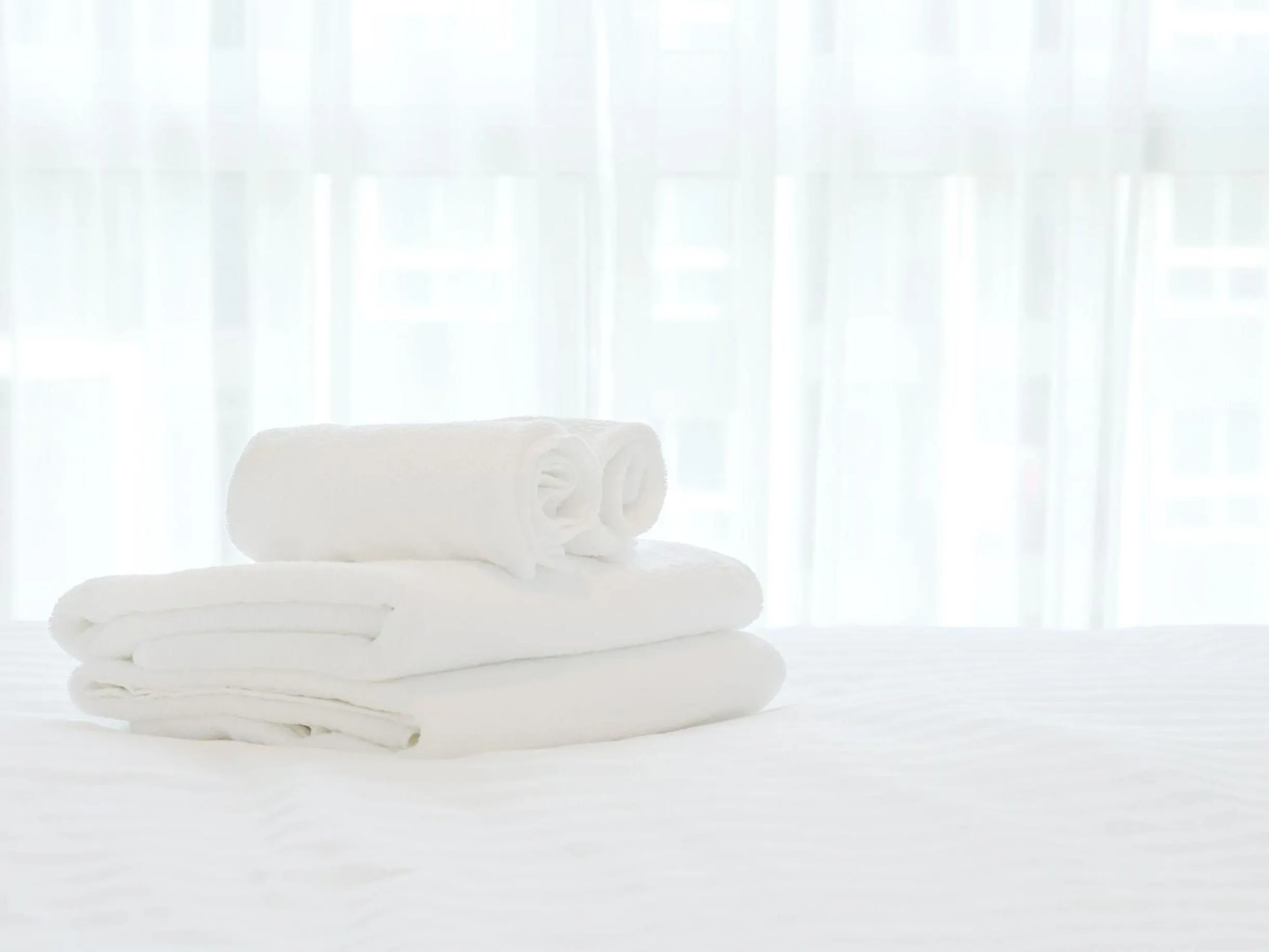 Bathroom, Bed in KAMENOI HOTEL Okunikko