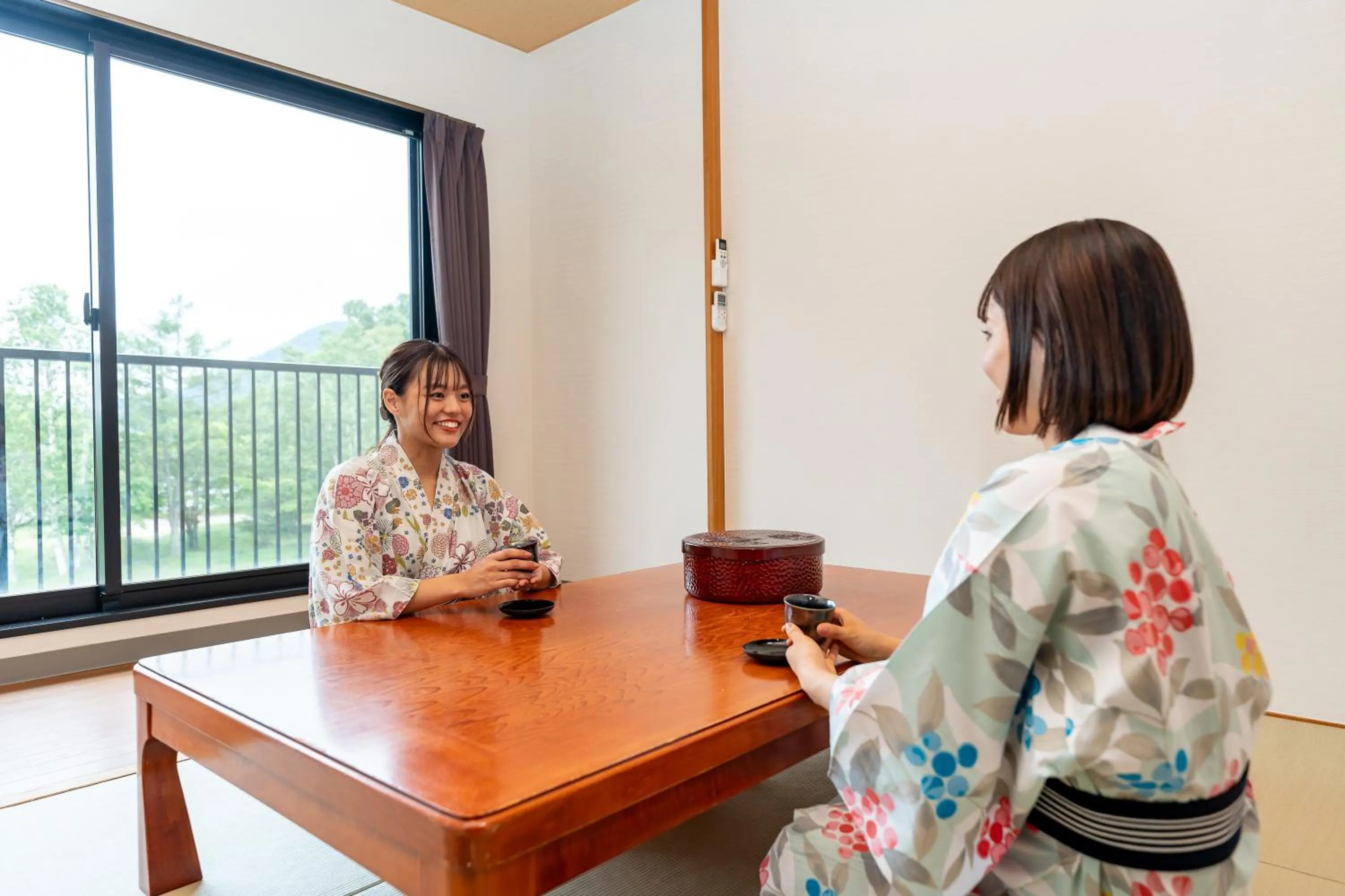 People in KAMENOI HOTEL Okunikko