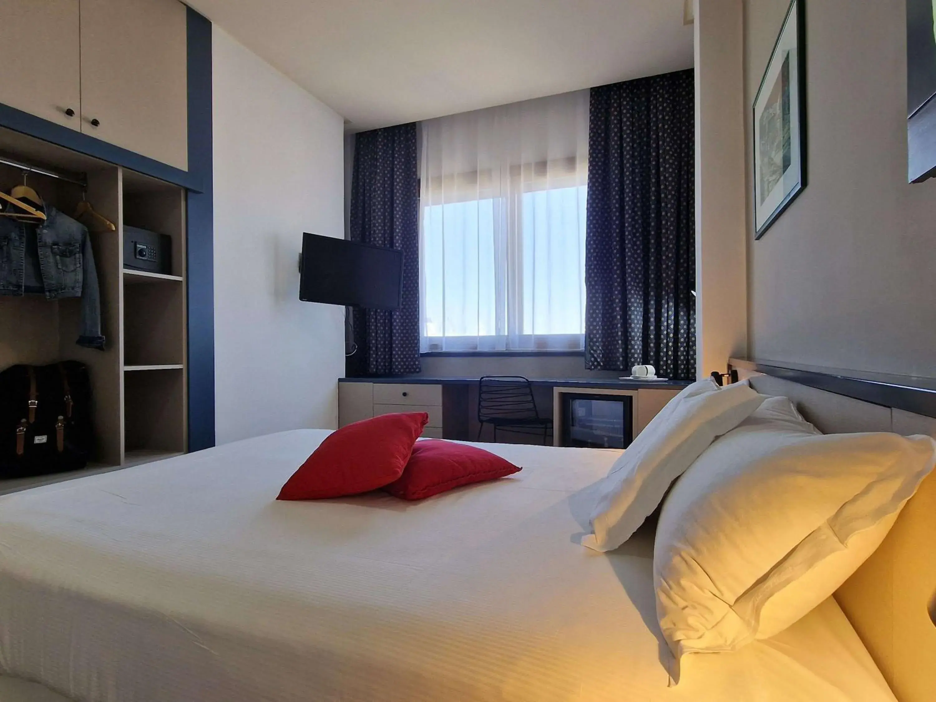 Bedroom, Bed in President Hotel Palermo Bedroom, Bed in President Hotel Palermo