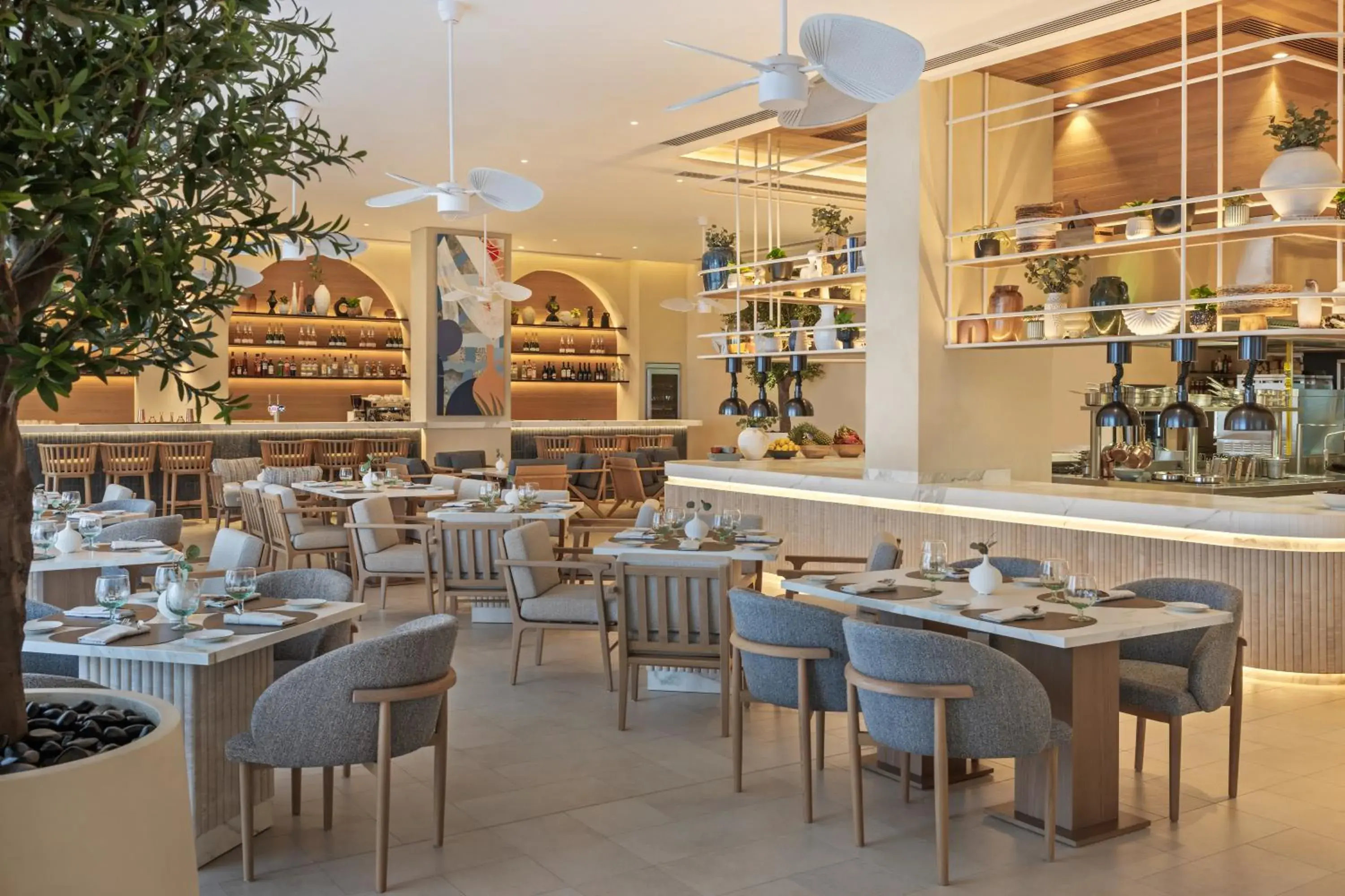 Restaurant/places to eat in Palace Beach Resort Fujairah Restaurant/places to eat in Palace Beach Resort Fujairah