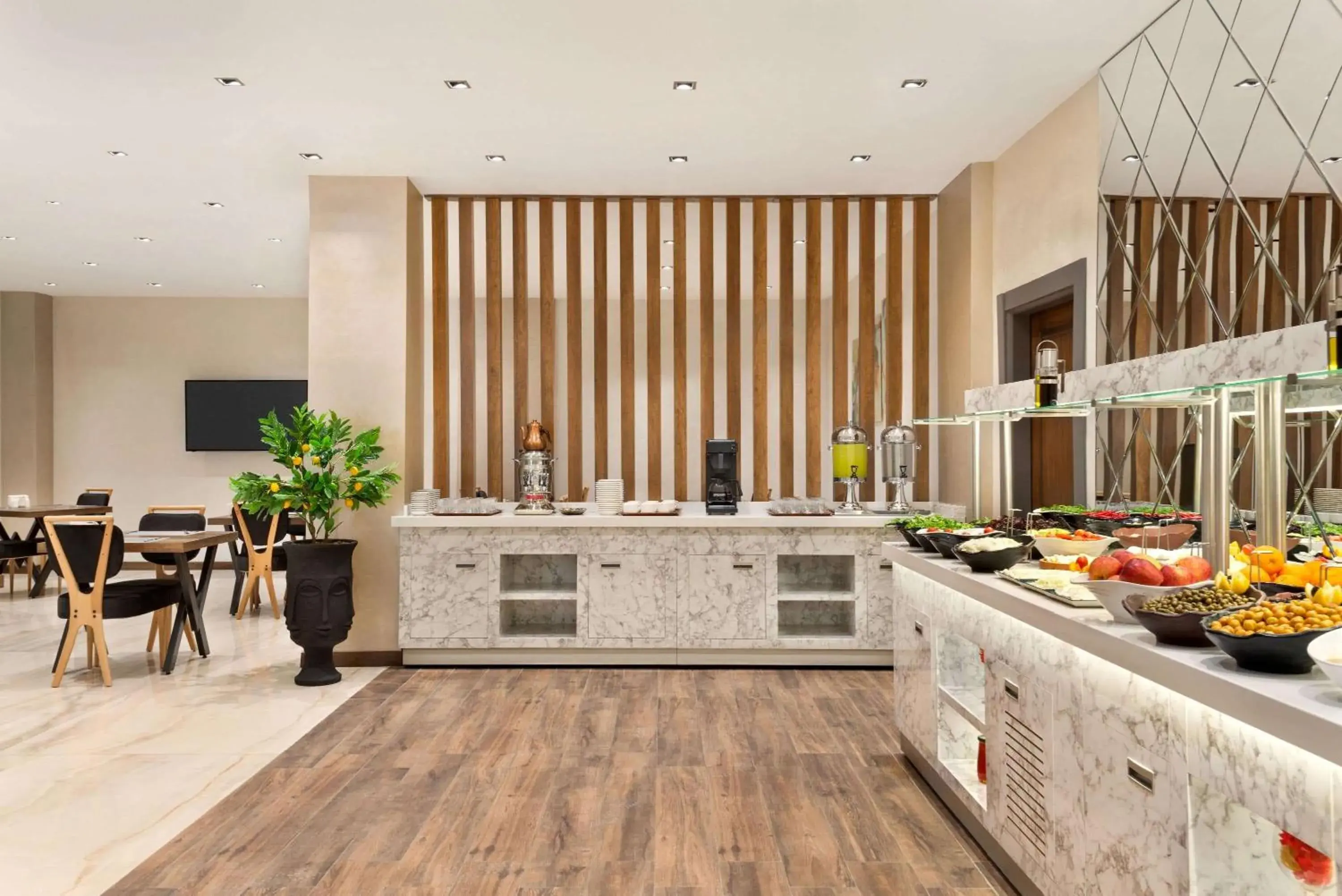 Restaurant/places to eat in Ramada By Wyndham Elbistan Restaurant/places to eat in Ramada By Wyndham Elbistan