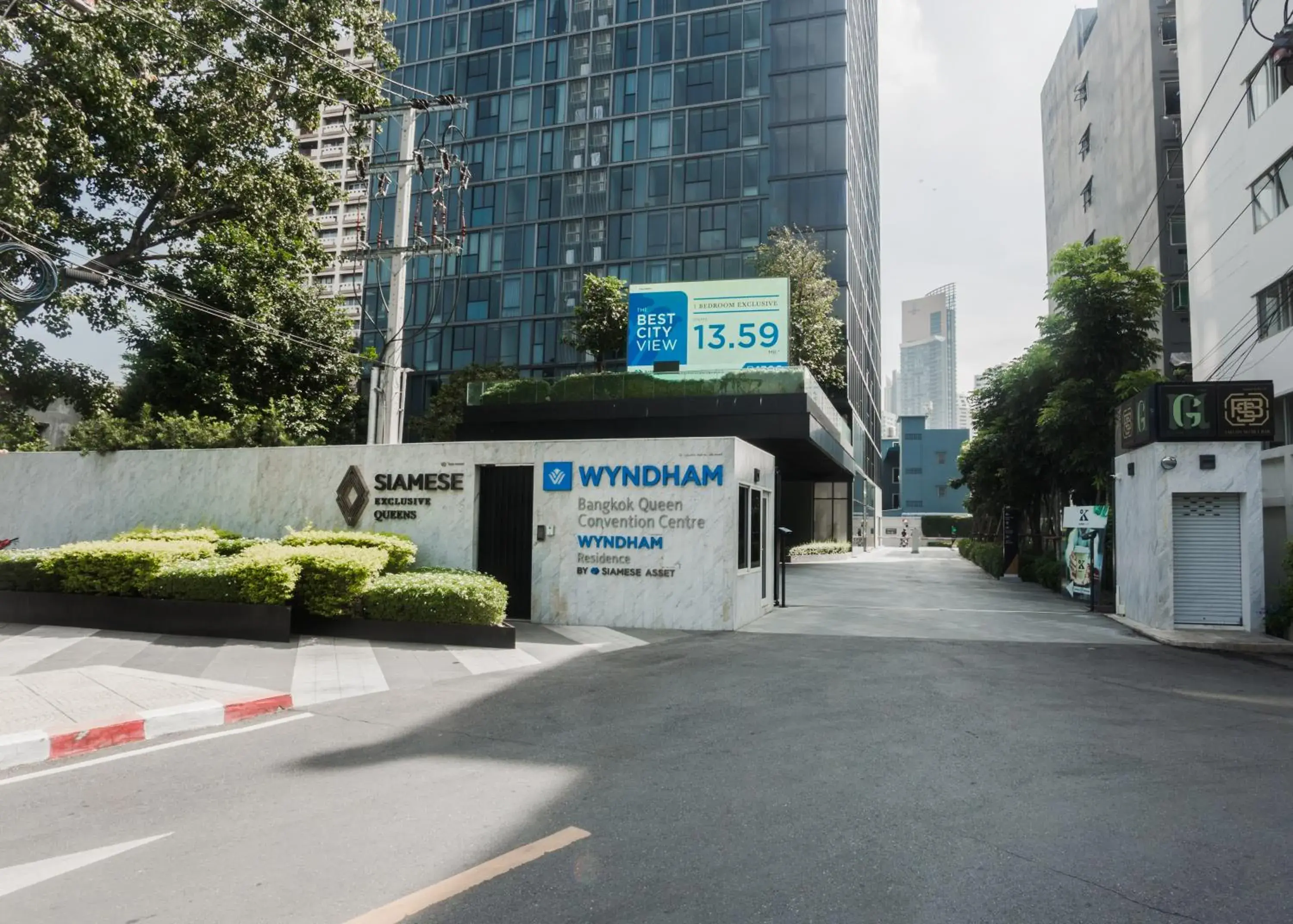 Property building in Wyndham Bangkok Queen Convention Centre Property building in Wyndham Bangkok Queen Convention Centre