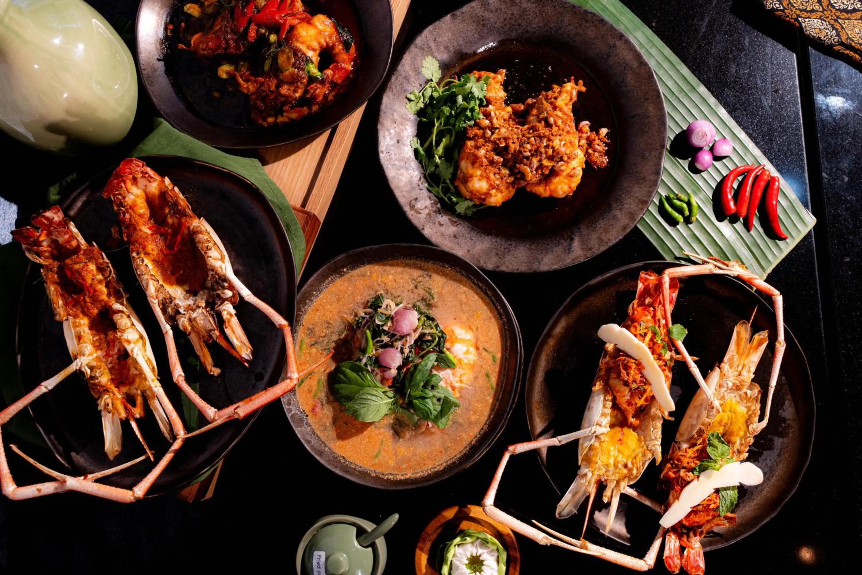 Restaurant/places to eat in Wyndham Bangkok Queen Convention Centre