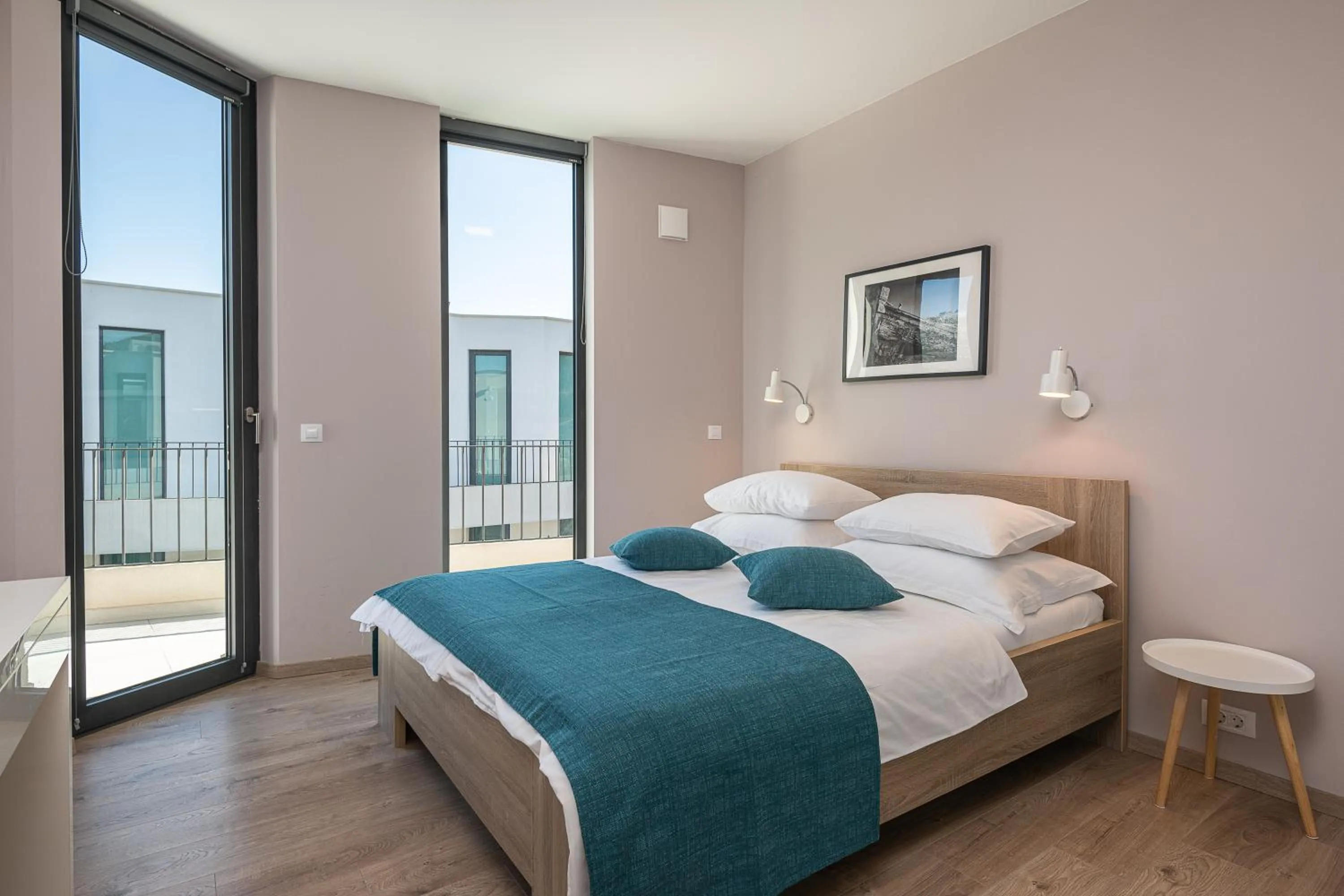 Bed in Green Hill Penthouse apartment