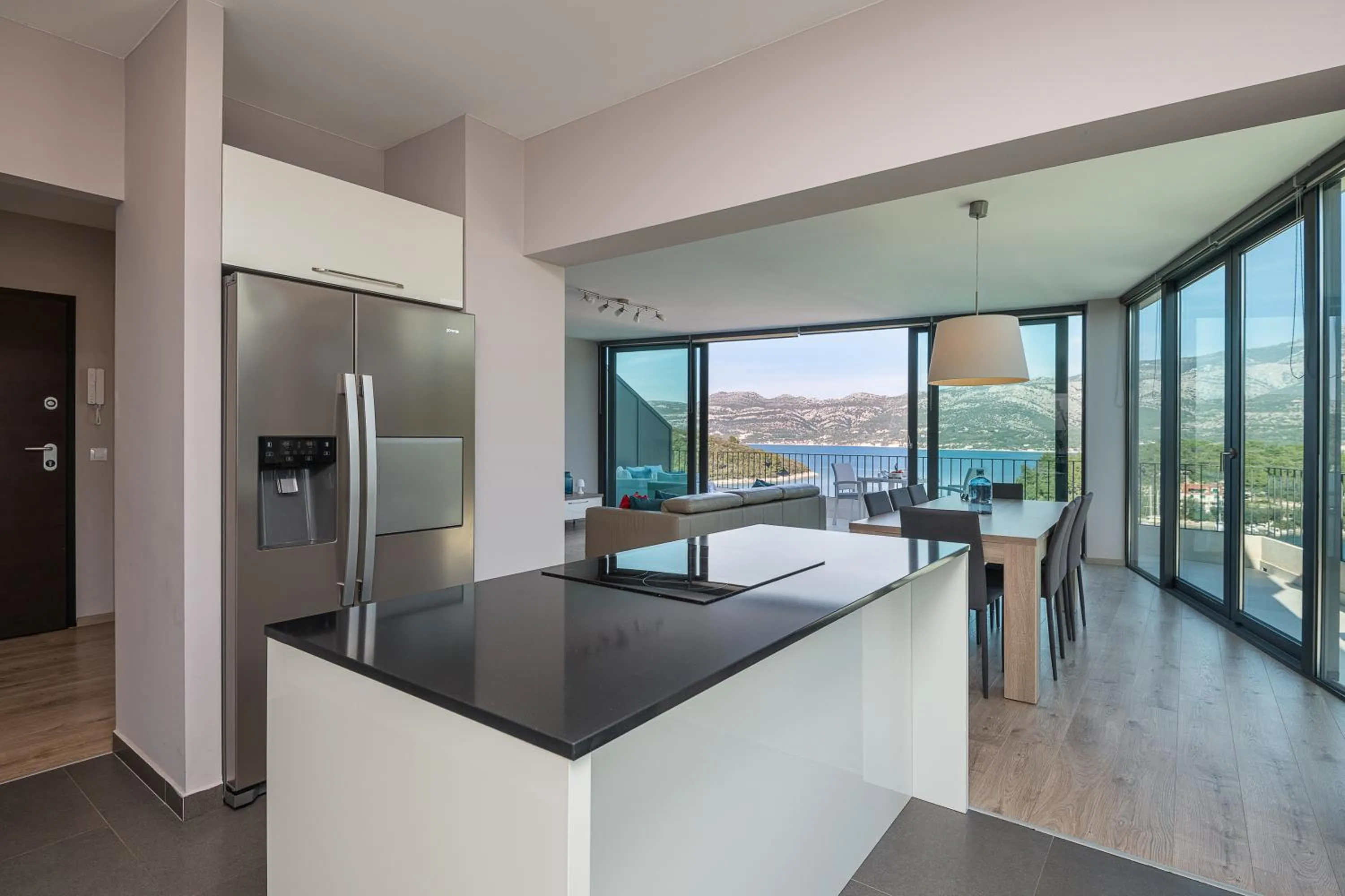 Green Hill Penthouse apartment