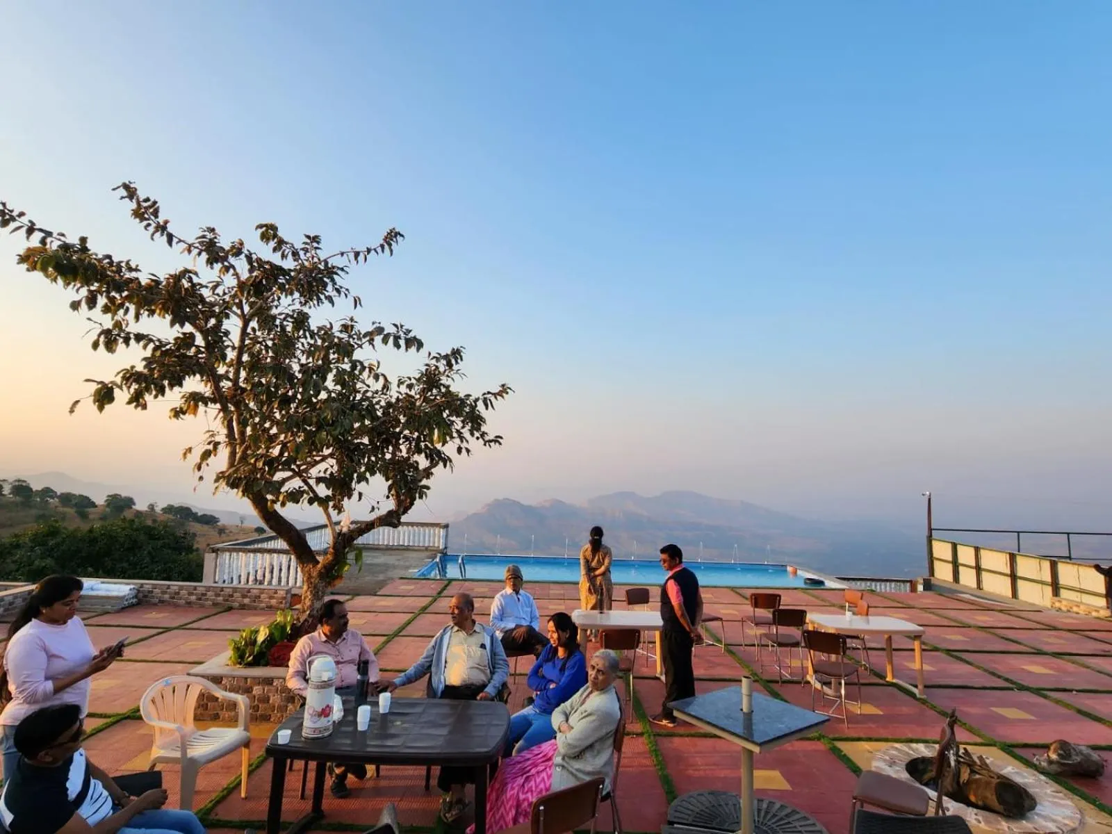 Evening entertainment in Hilltop Resort and Glamping Wai, Near Panchgani