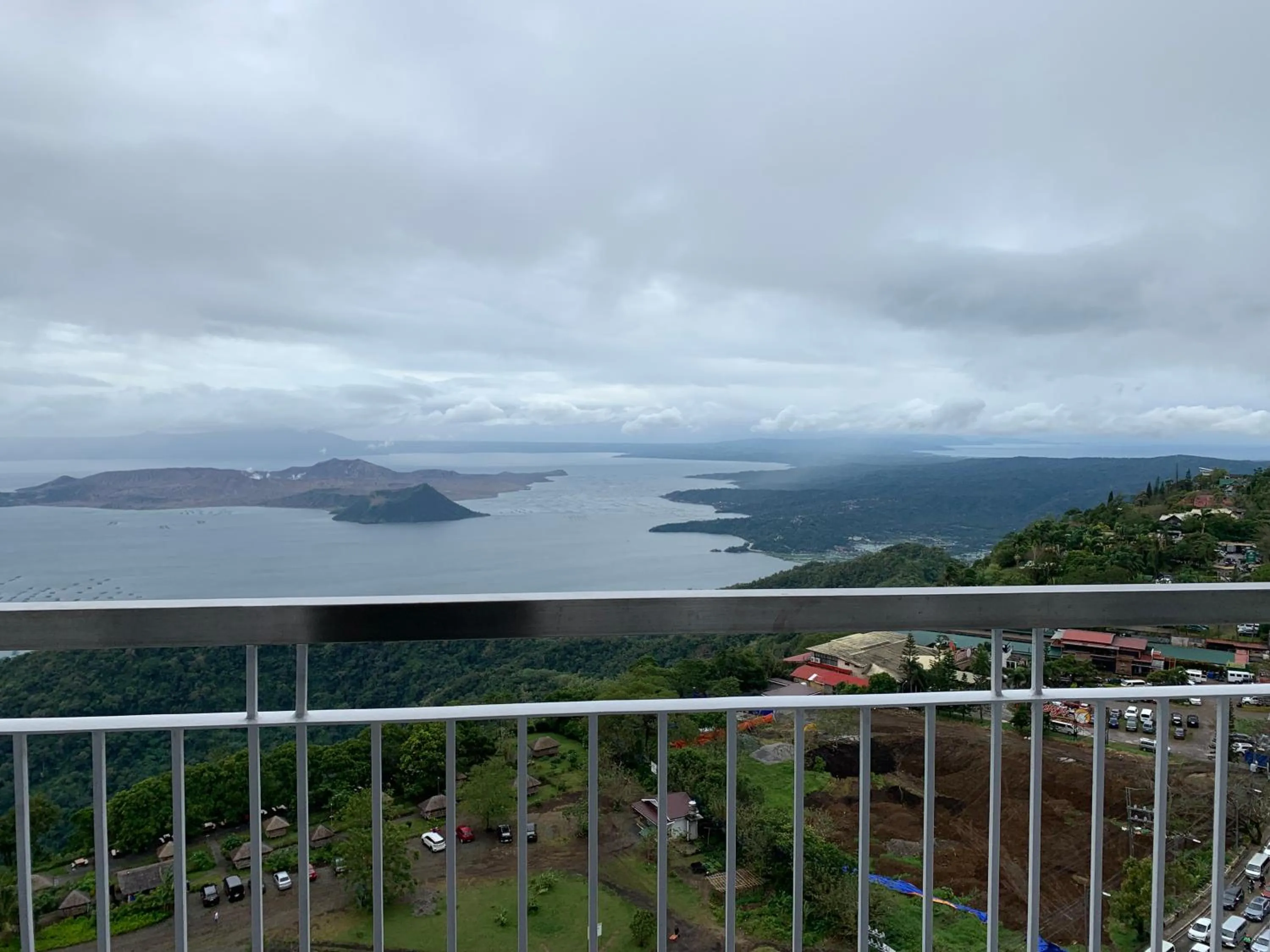Balcony/Terrace in SMDC Wind Residences Tagaytay by Cris