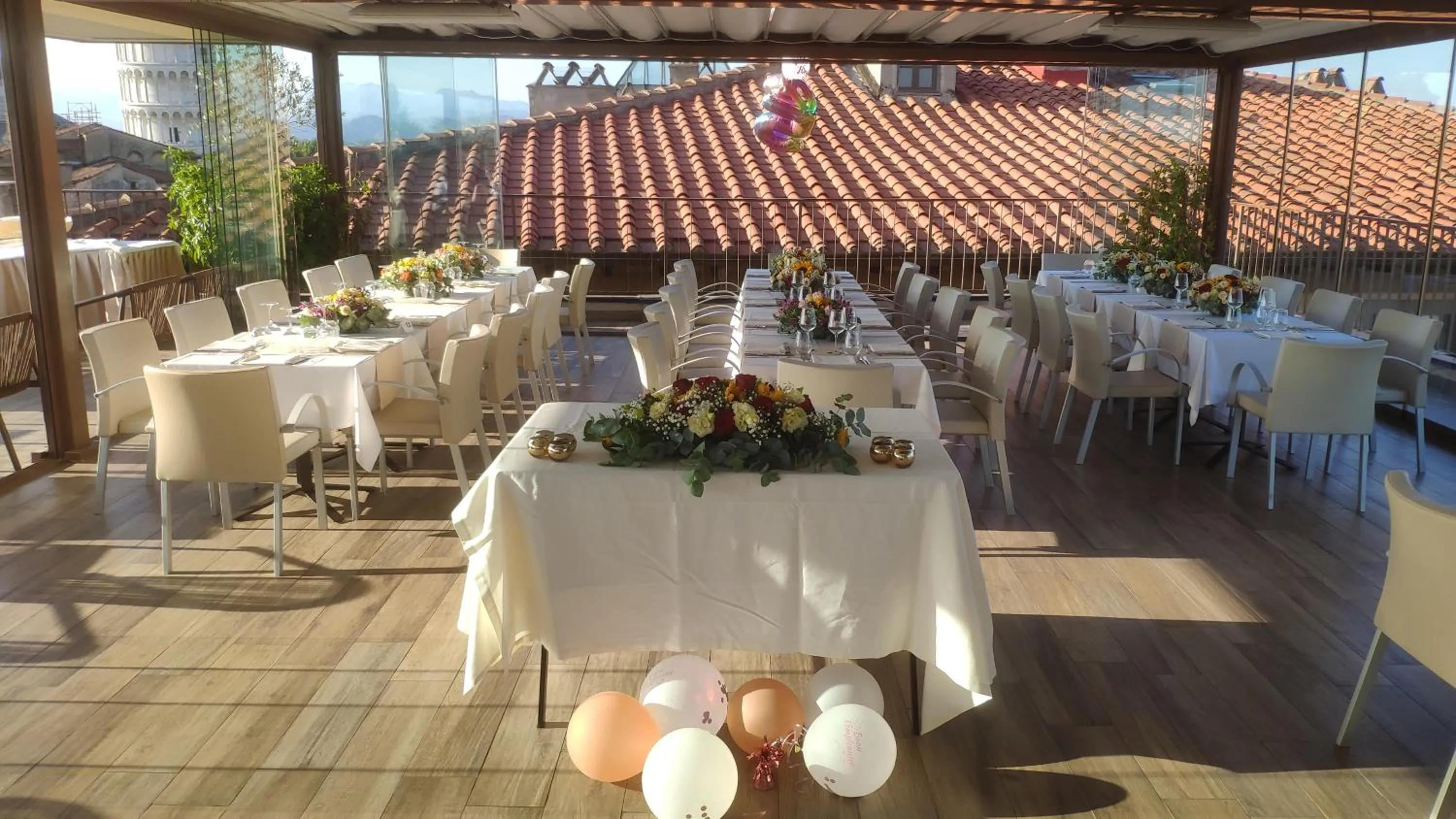 Restaurant/places to eat in Grand Hotel Duomo