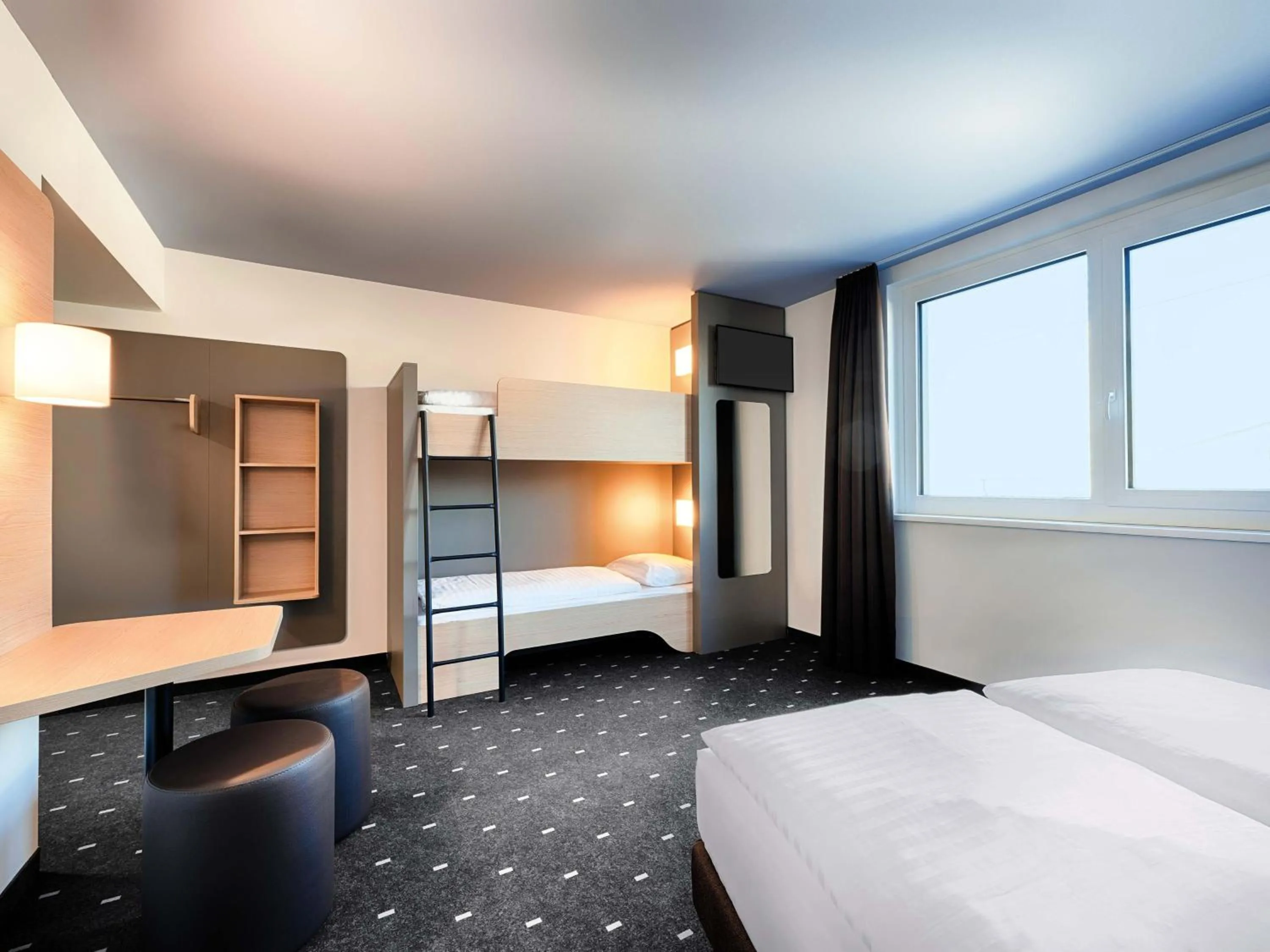 Photo of the whole room, Bed in B&B Hotel Wien-Stadthalle