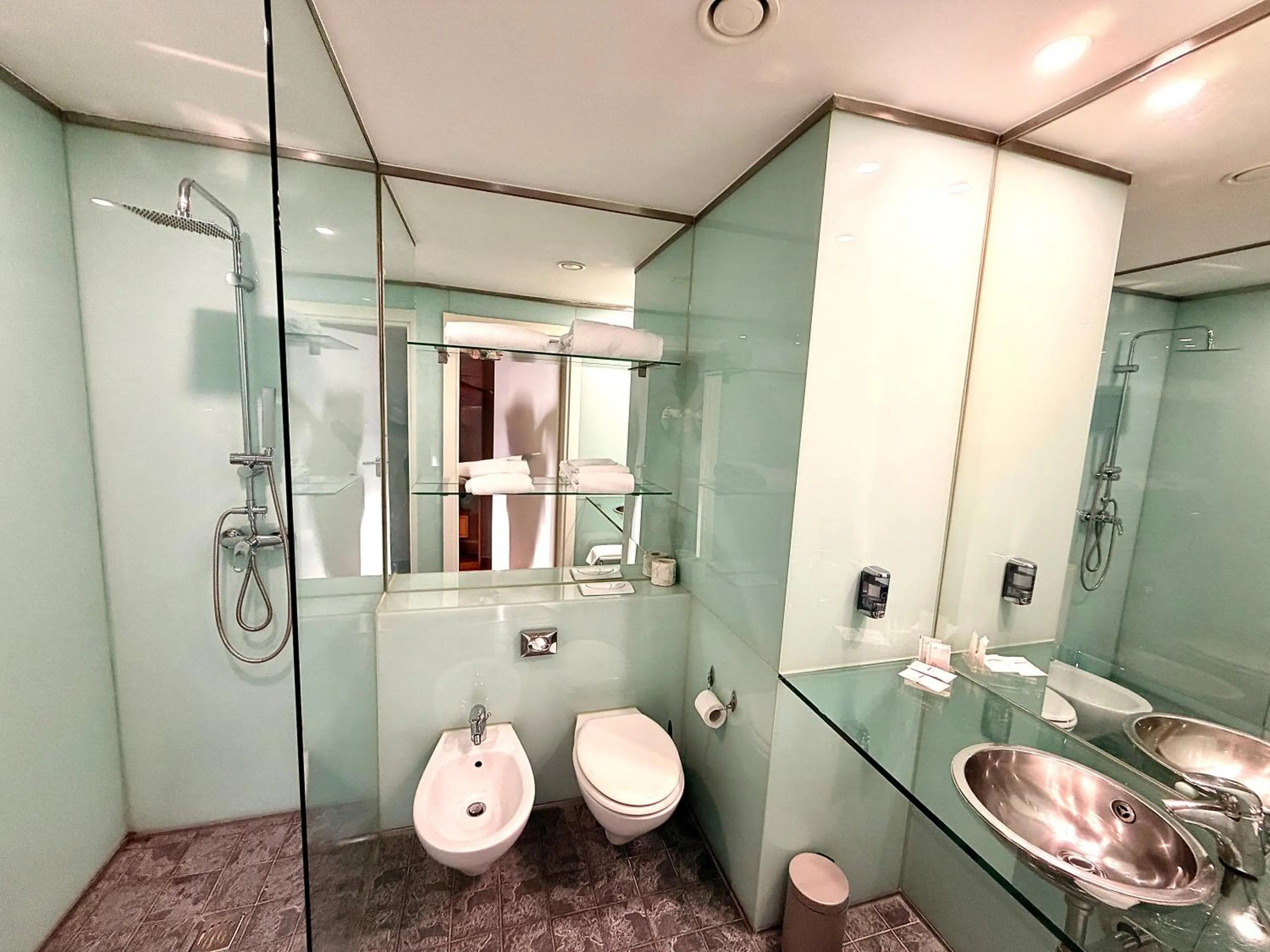 Bathroom in Executive Hotel