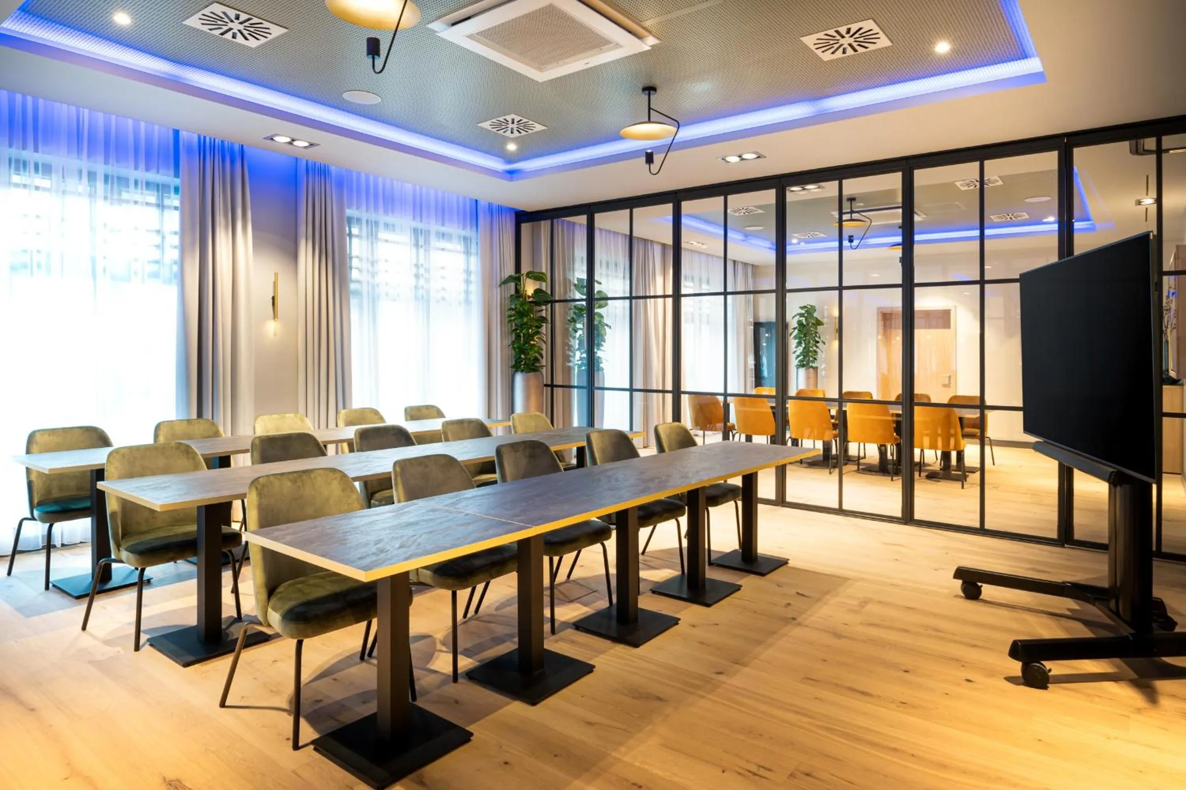 Meeting/conference room in Leonardo Hotel Hamburg Altona